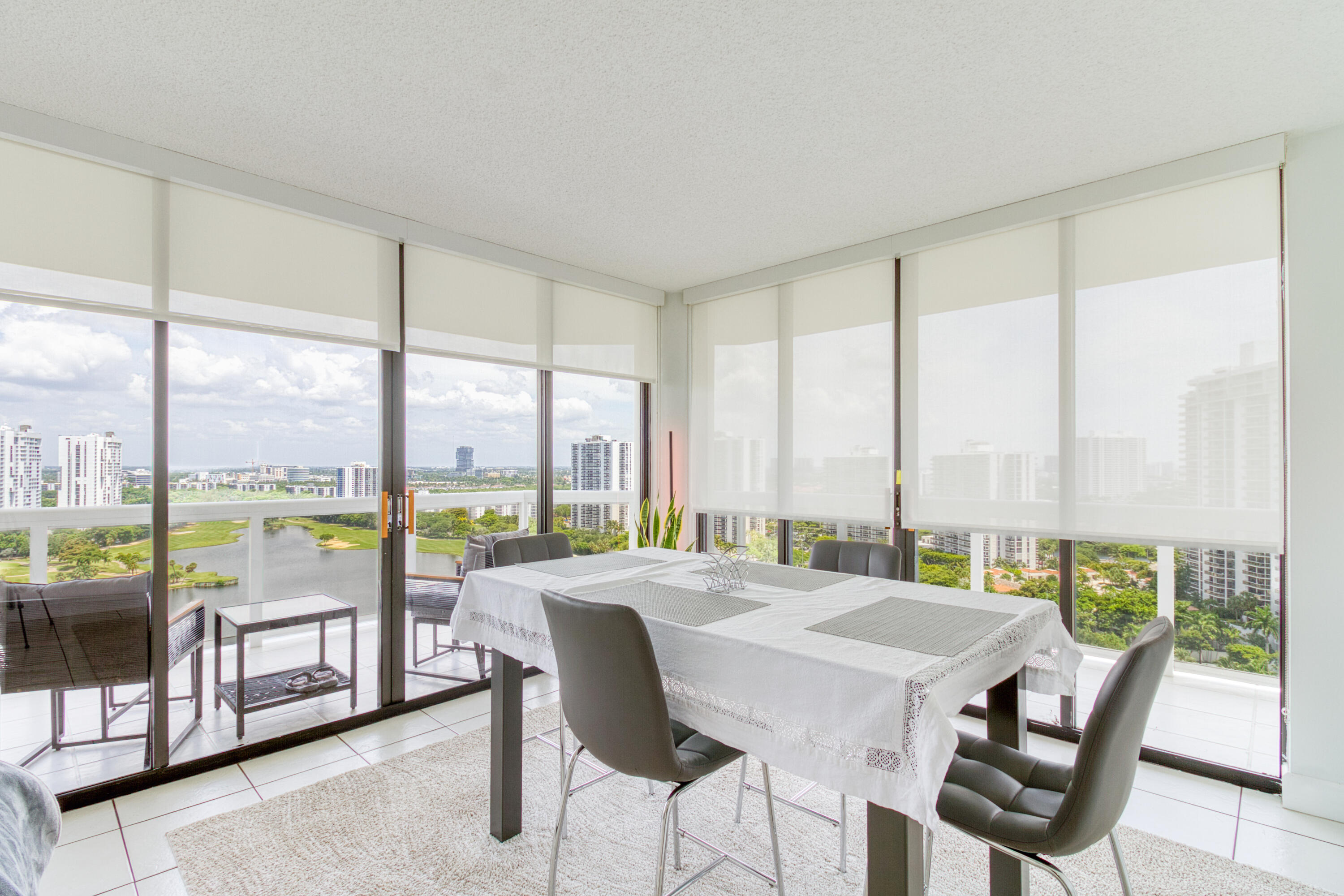 THE LANDMARK CONDO - Residential