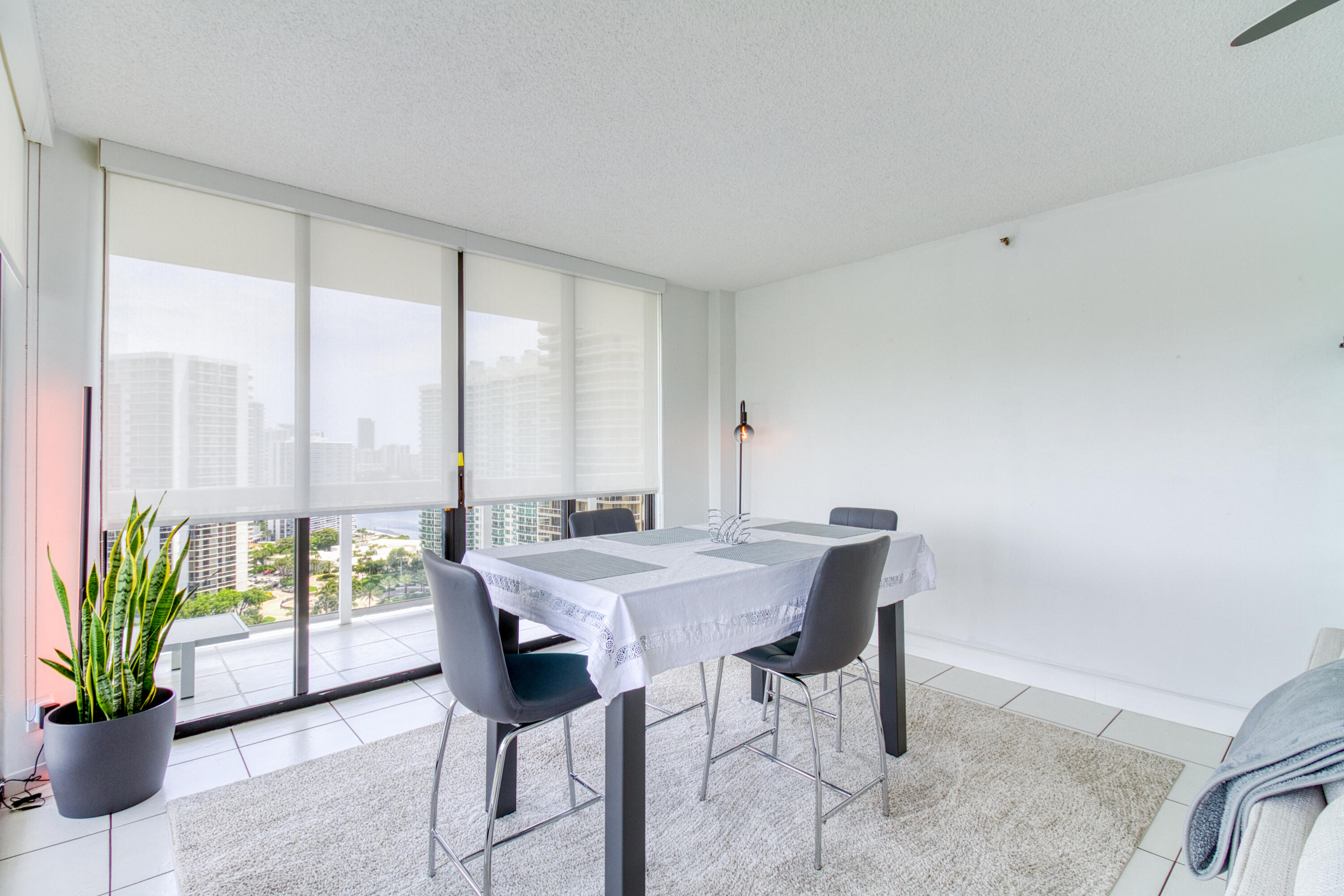 THE LANDMARK CONDO - Residential