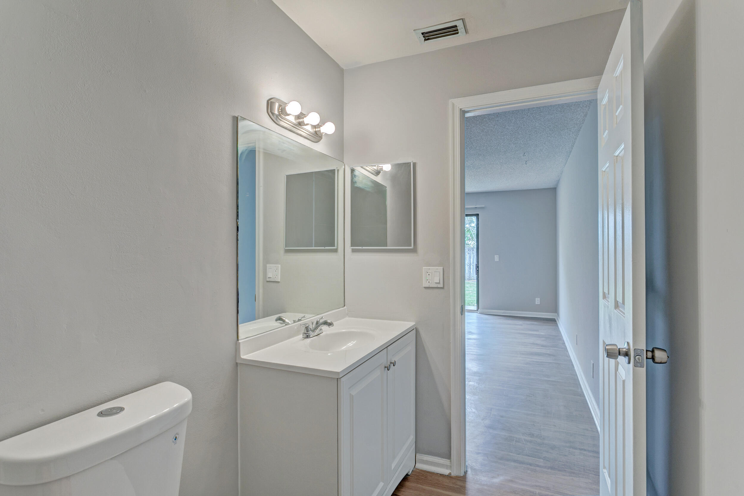 ODYSSEY CONDO - Residential Lease