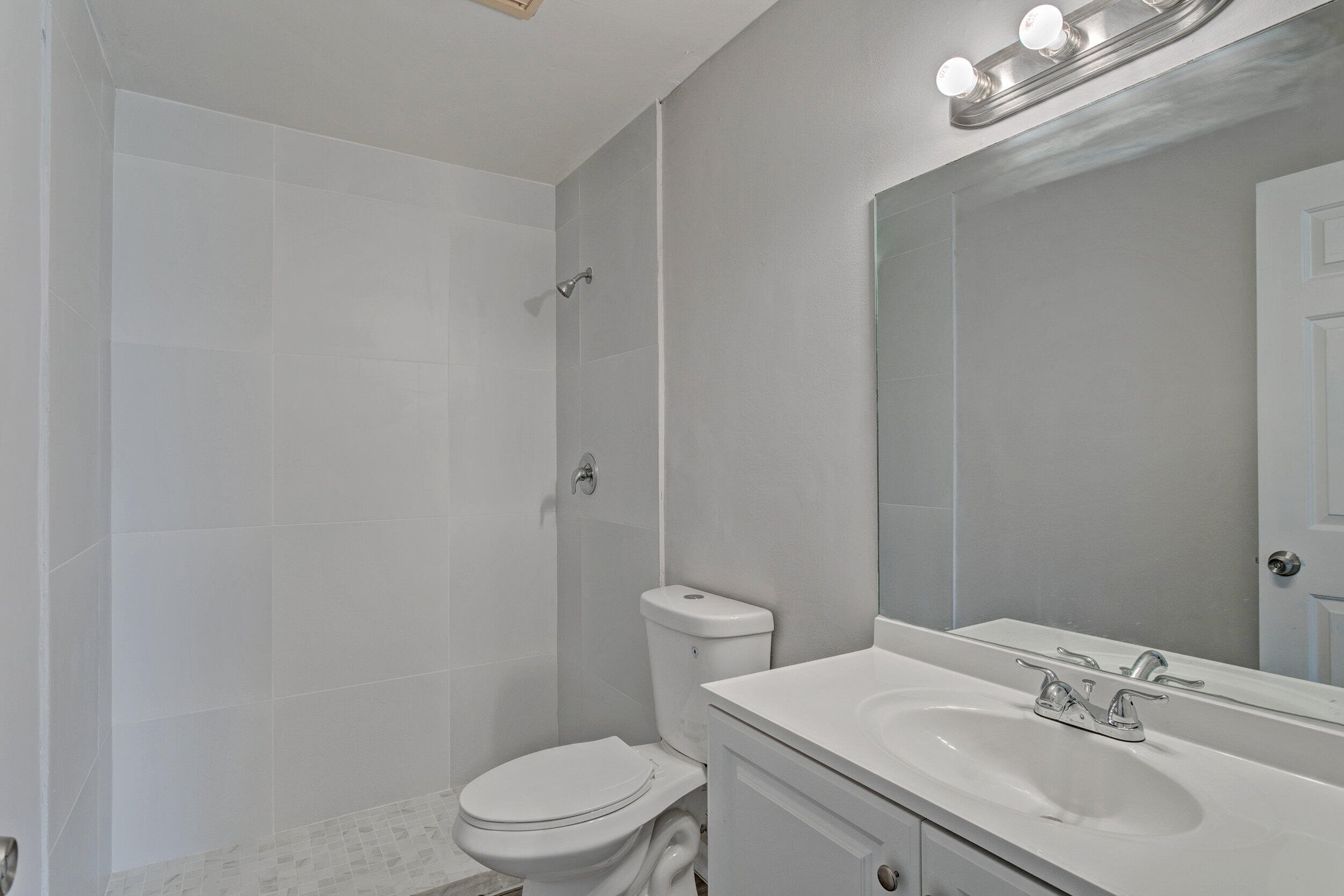 ODYSSEY CONDO - Residential Lease