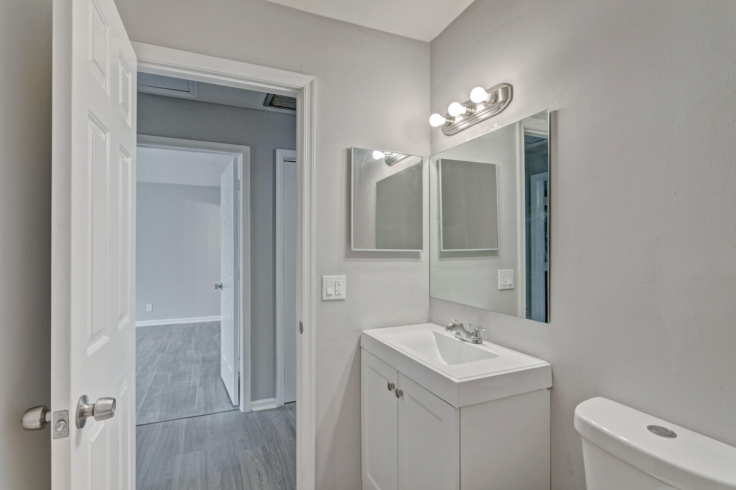 ODYSSEY CONDO - Residential Lease