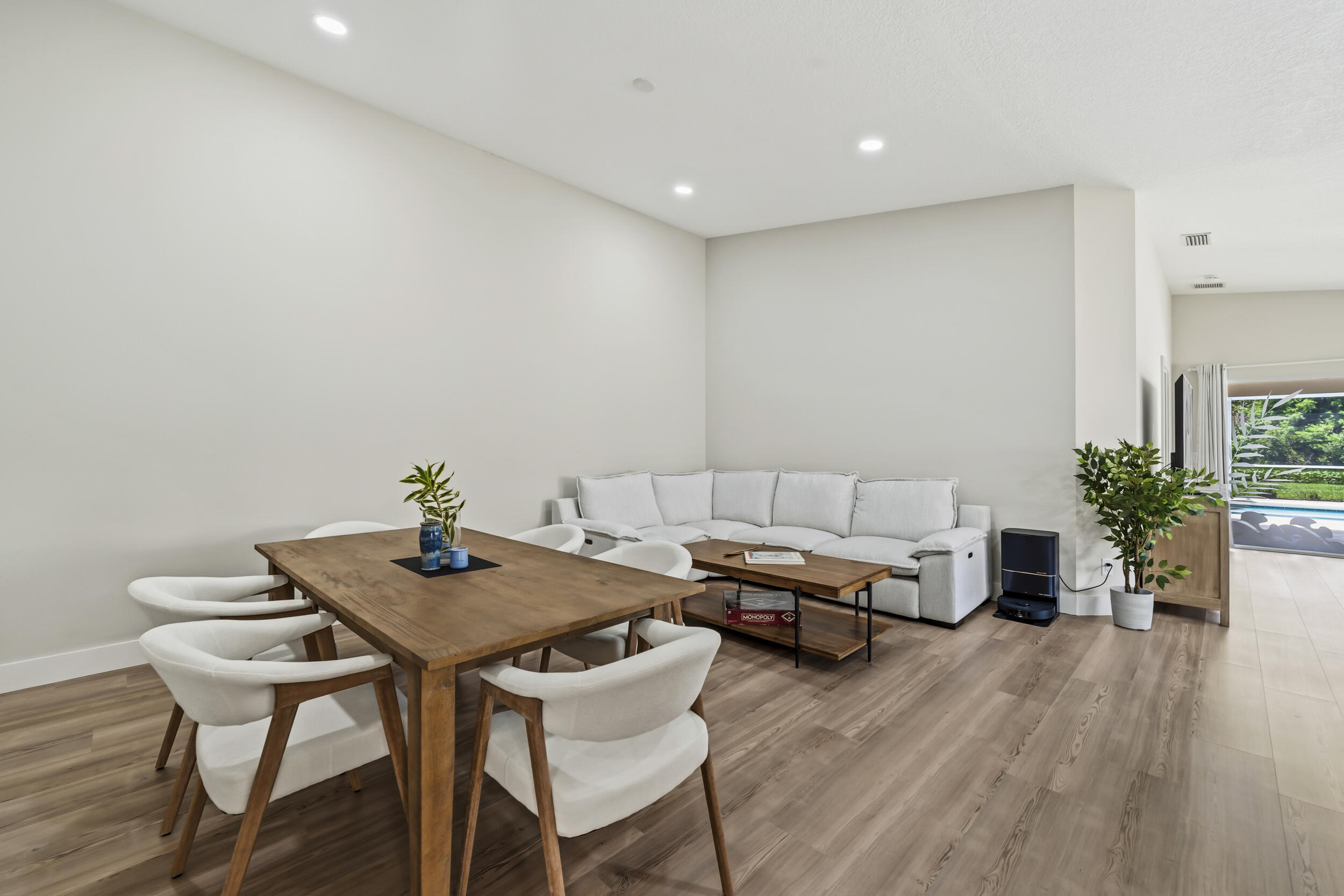 THE RETREAT - Residential