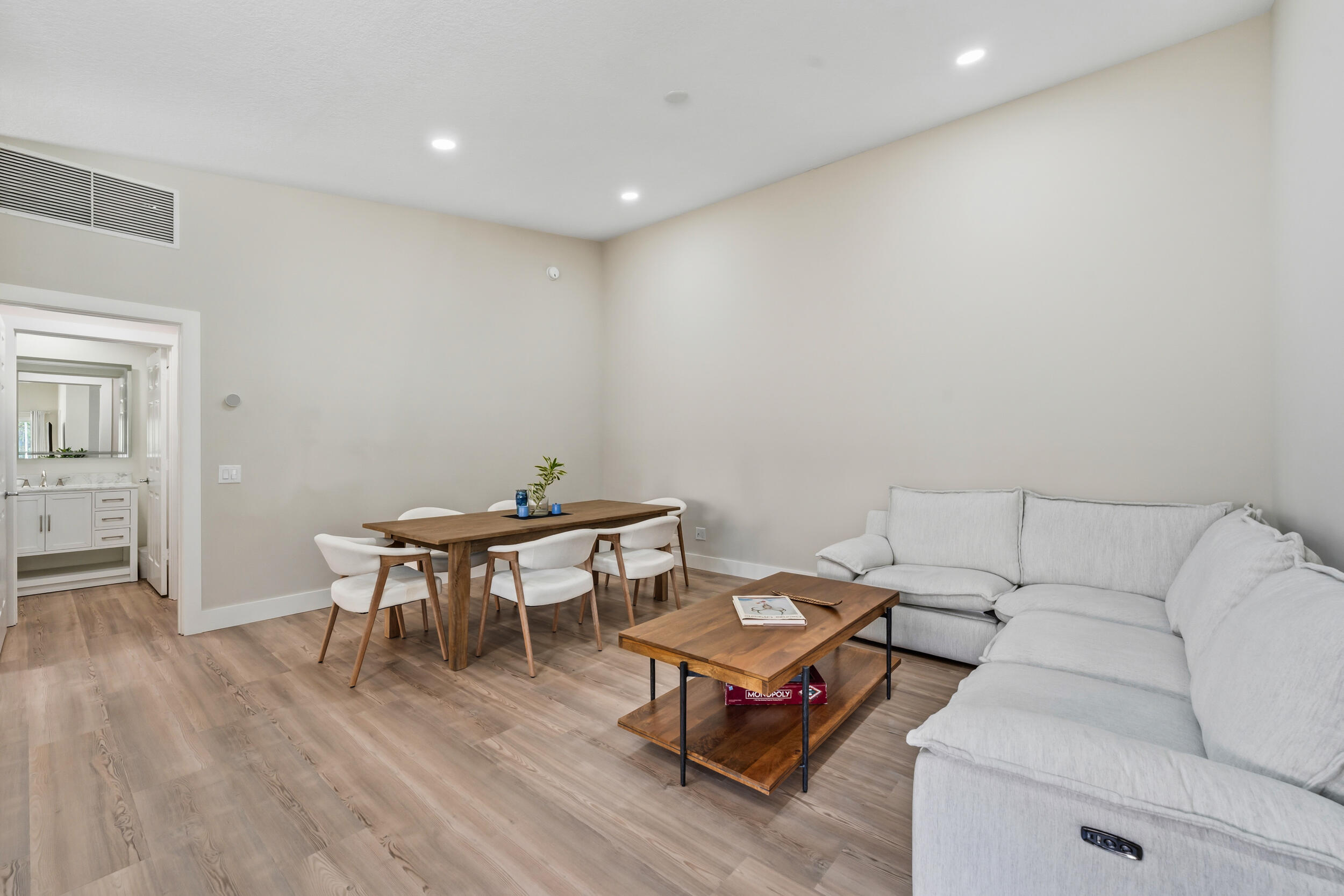 THE RETREAT - Residential