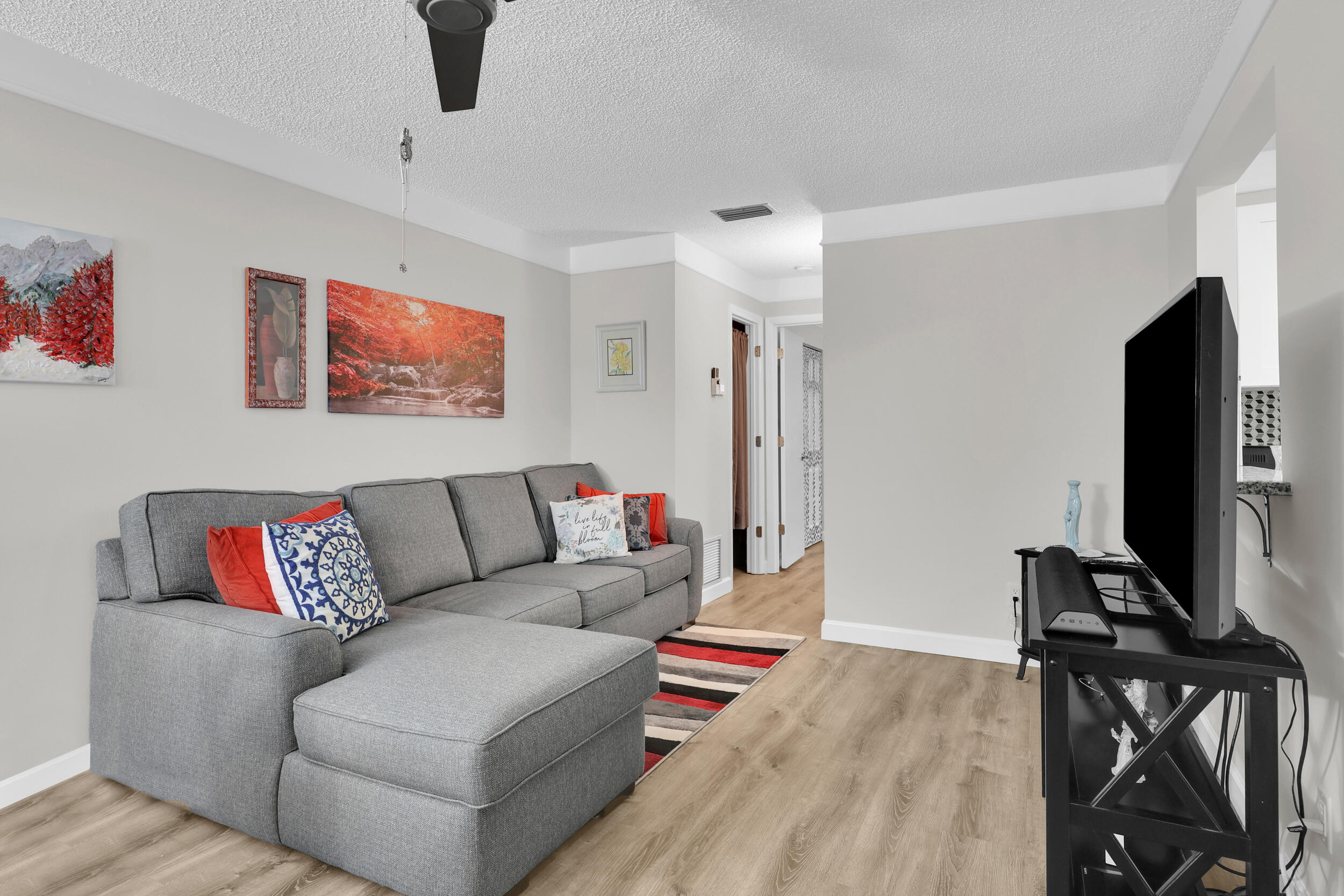 VISTA ST LUCIE BUILDINGS 9 THRU 20 - Residential Lease