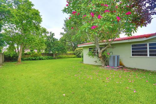 GARDEN GROVES - Residential