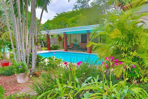 GARDEN GROVES - Residential