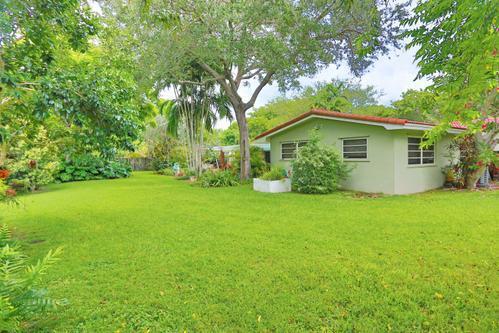 GARDEN GROVES - Residential