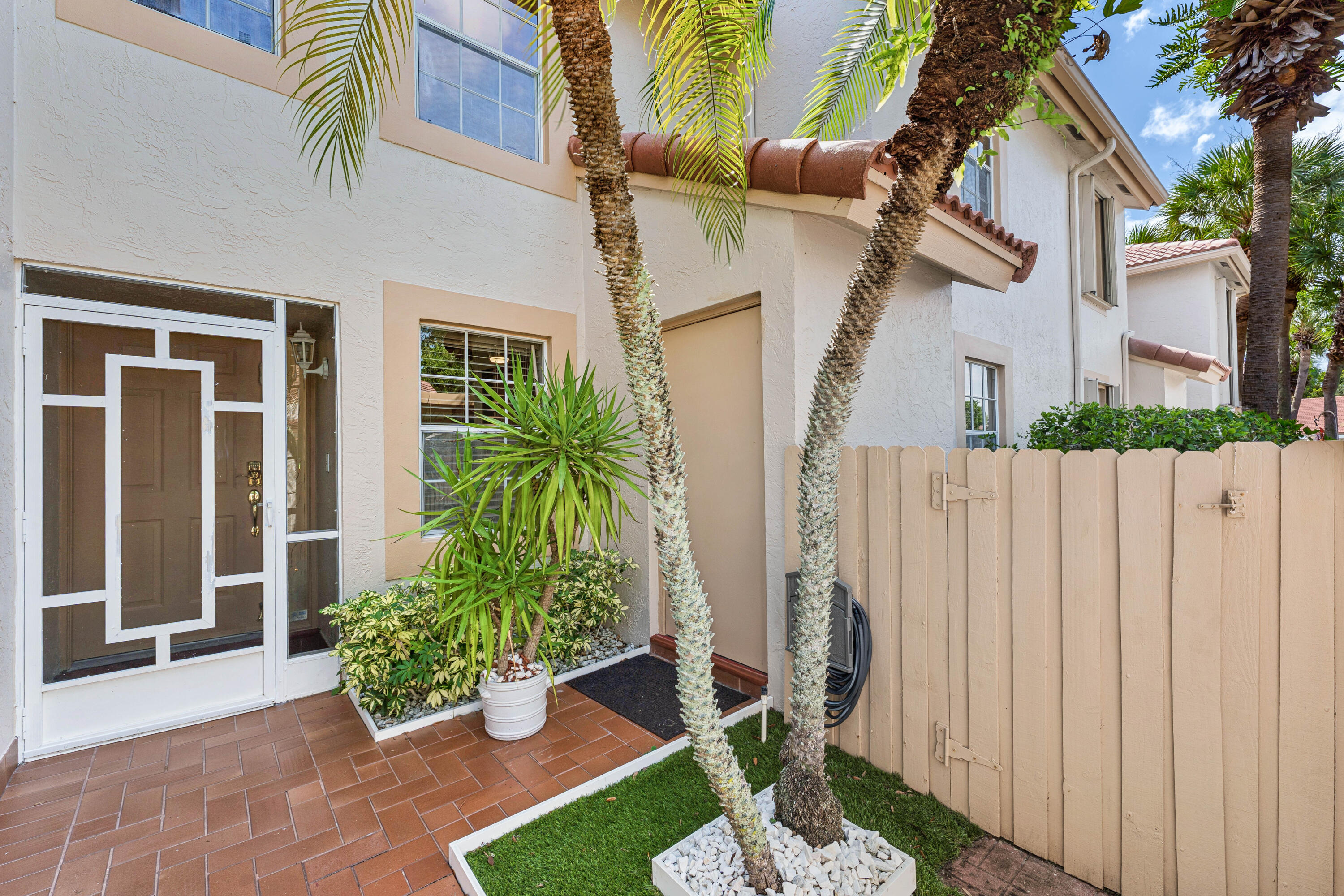EMERALD POINTE CONDO - Residential