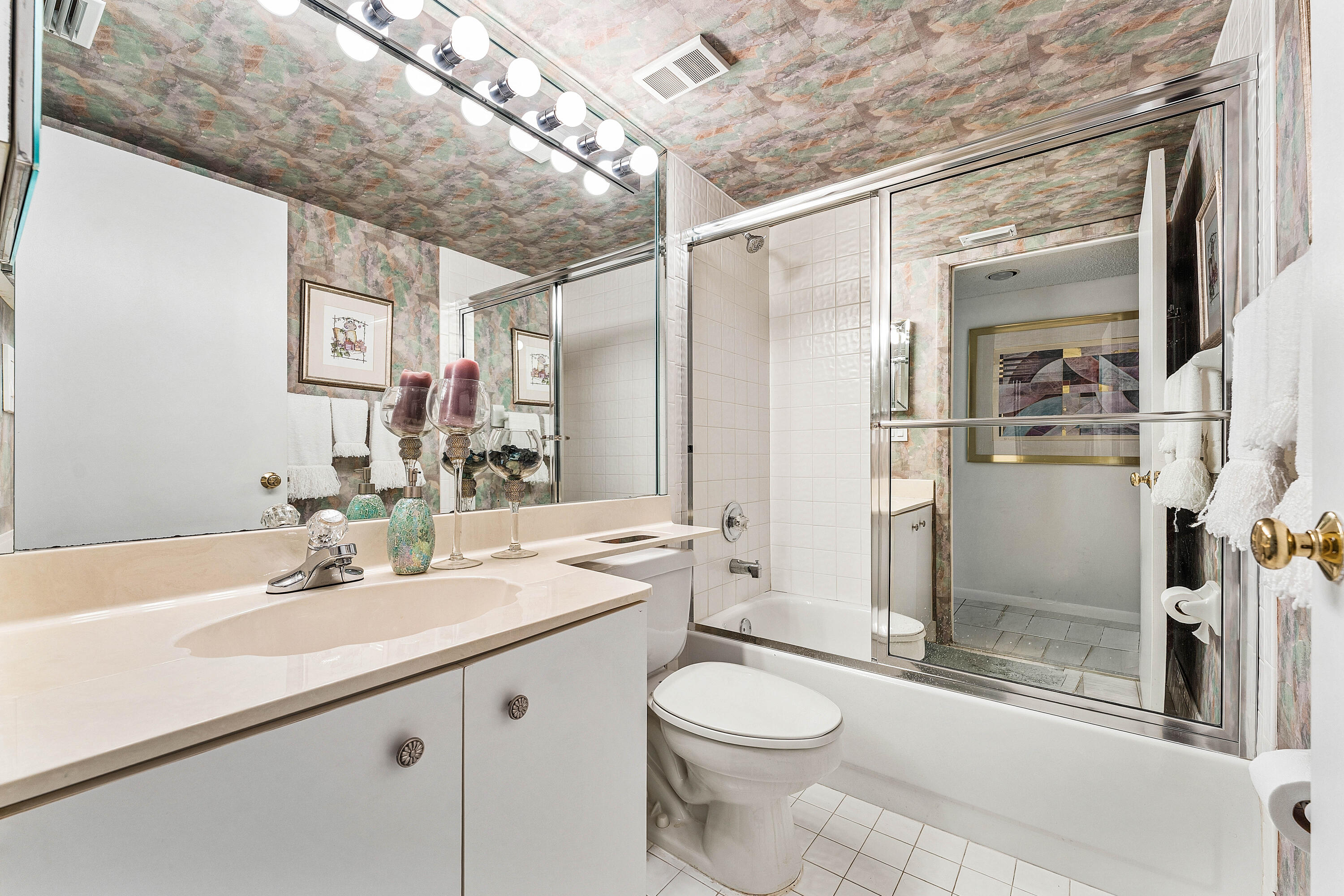 EMERALD POINTE CONDO - Residential