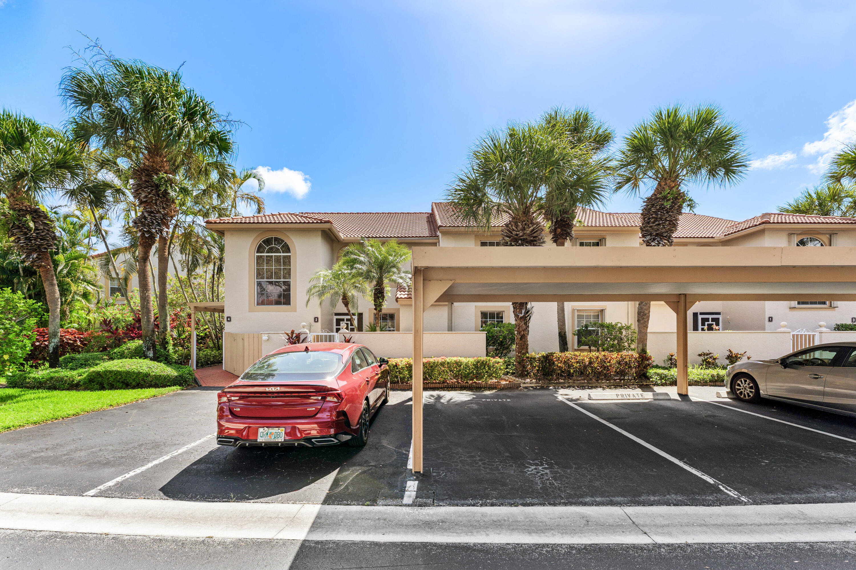 EMERALD POINTE CONDO - Residential
