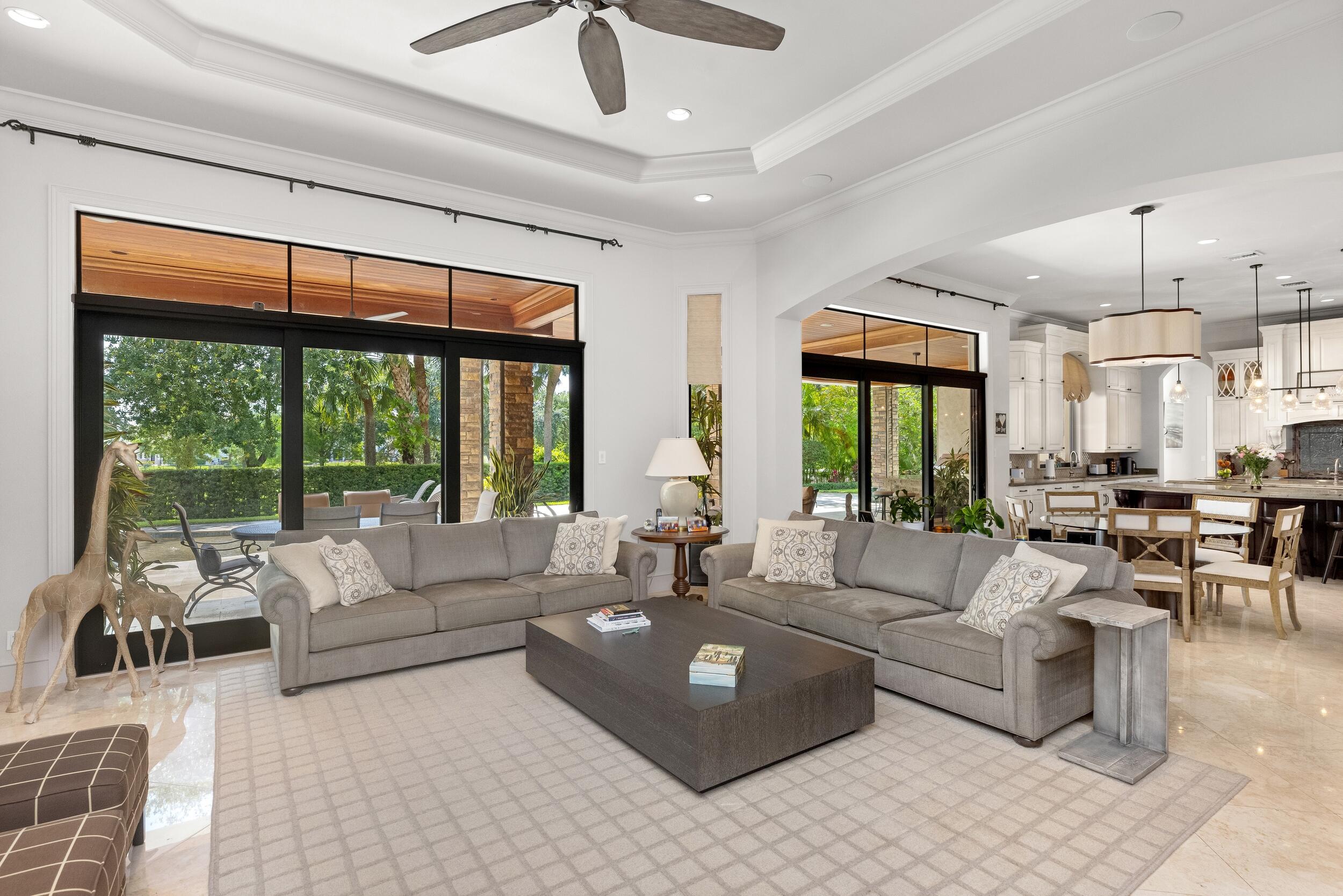 PARKLAND GOLF & COUNTRY CLUB - Residential