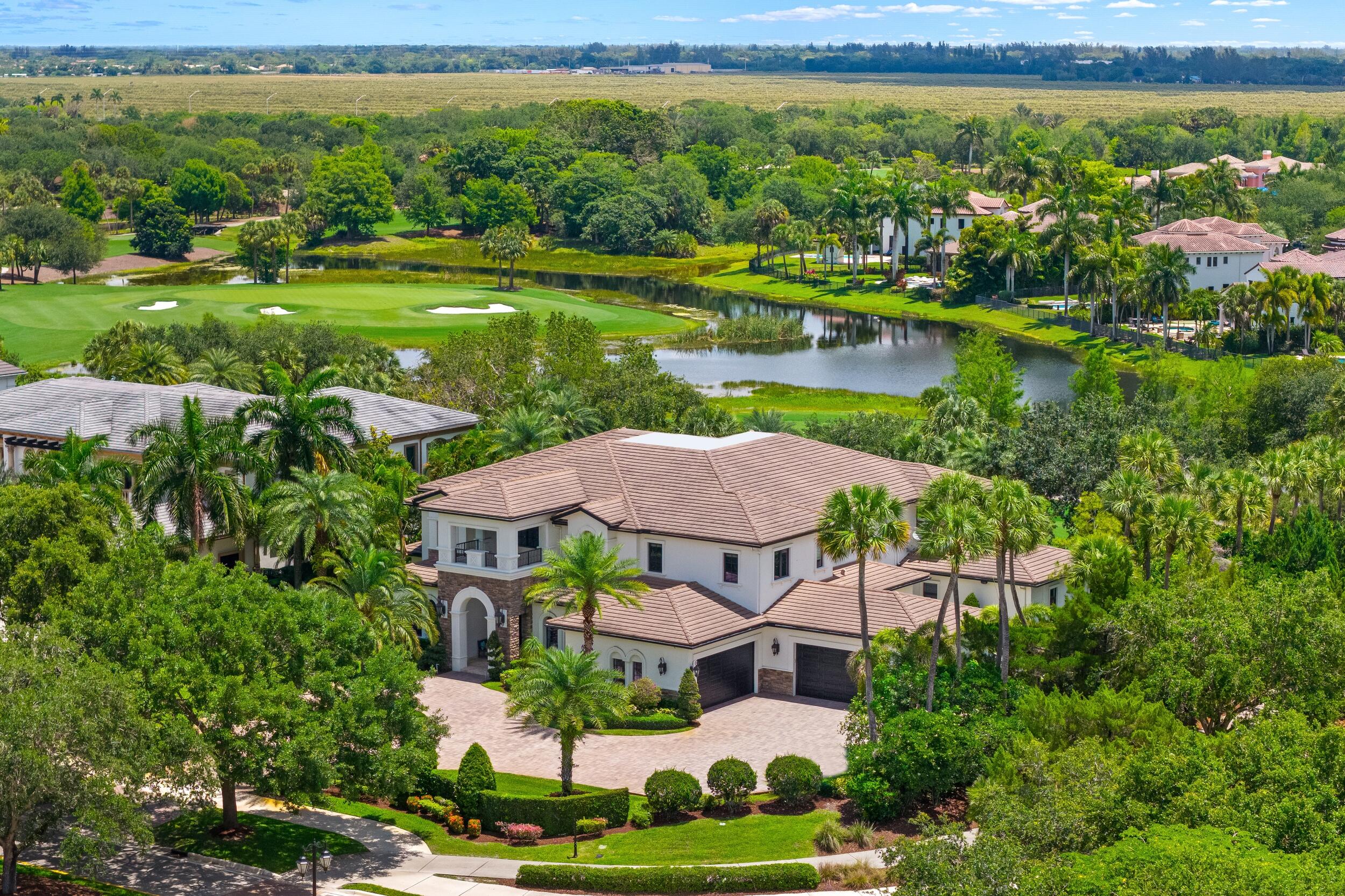 PARKLAND GOLF & COUNTRY CLUB - Residential