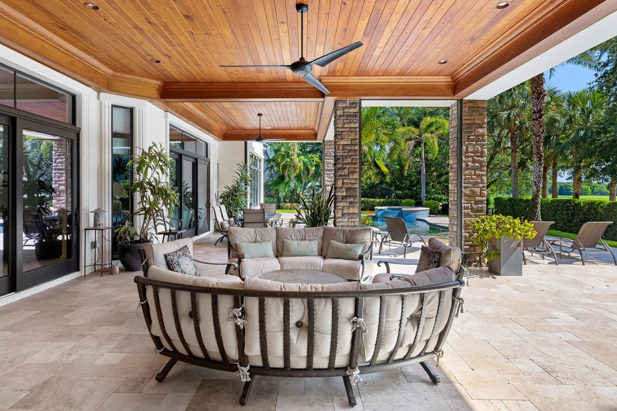 PARKLAND GOLF & COUNTRY CLUB - Residential