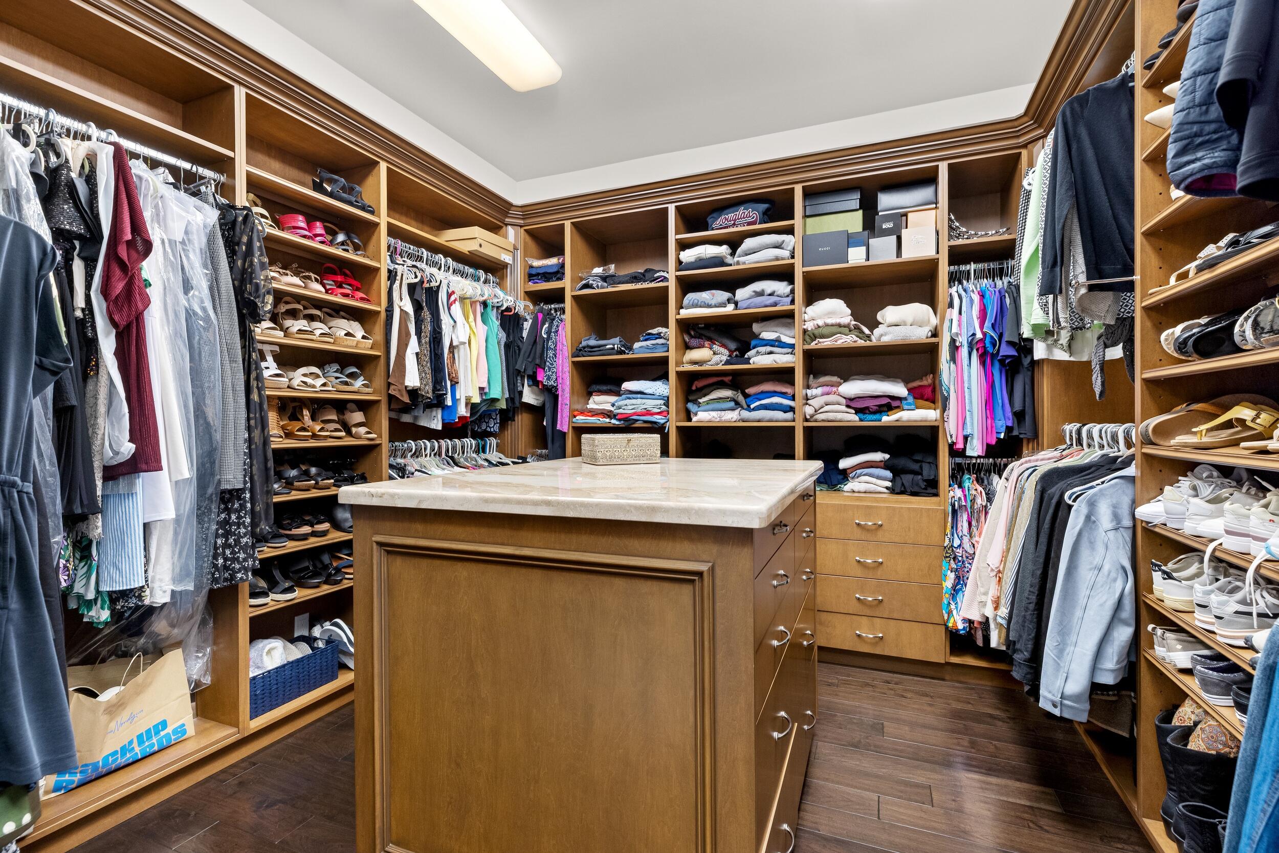 PARKLAND GOLF & COUNTRY CLUB - Residential