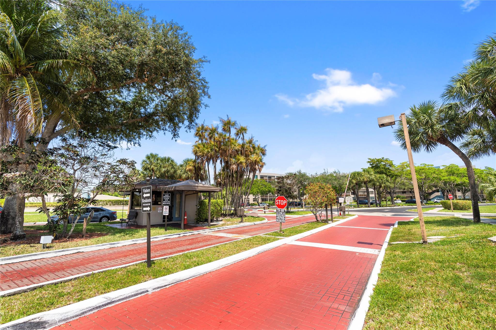 COLONY POINT 1 CONDO - Residential