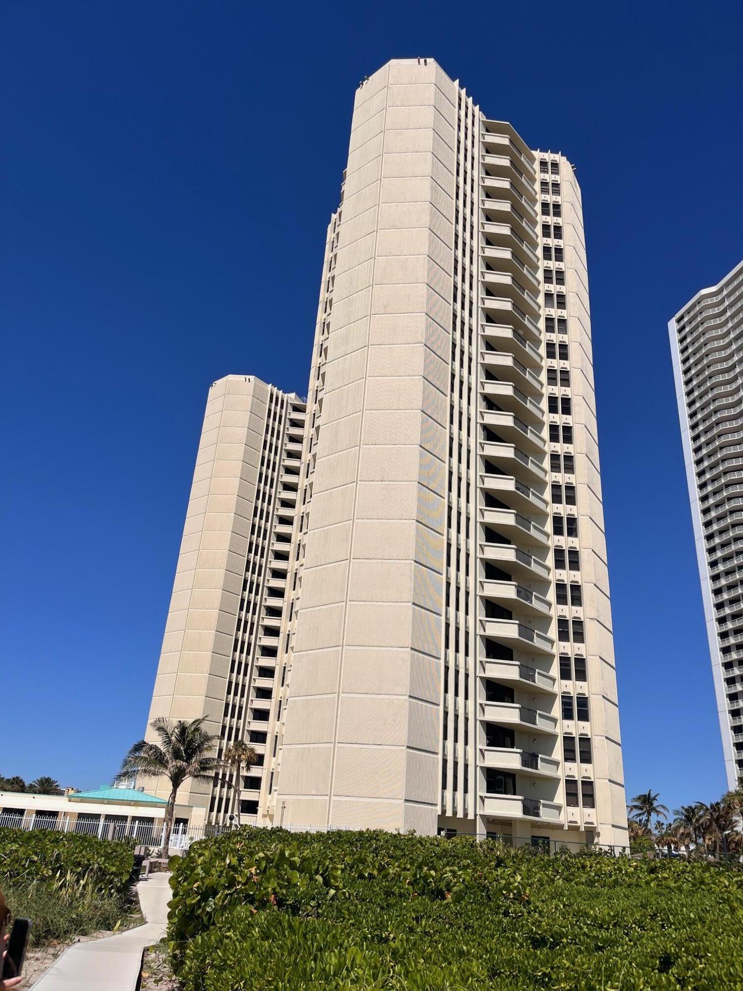 Phoenix Towers - Residential