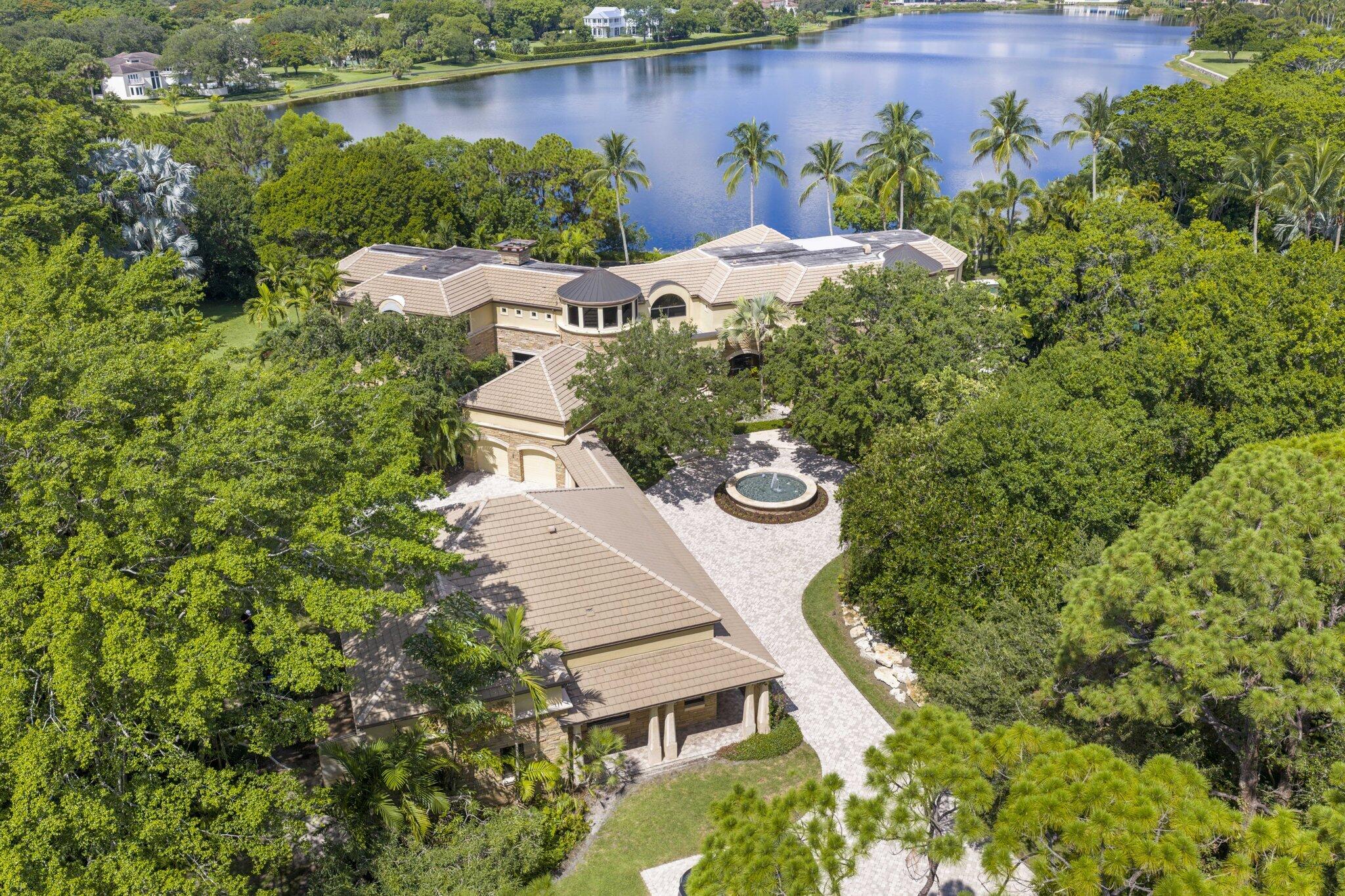 LE LAC - Residential