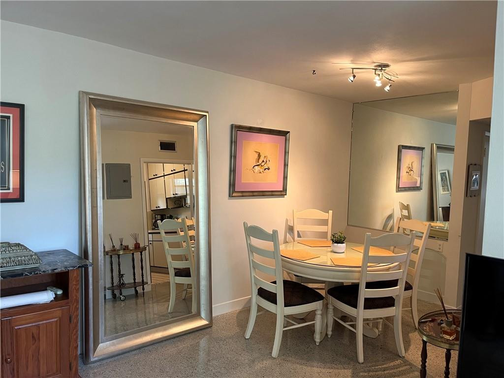 BEACH SHORE APTS CO-OP - Residential