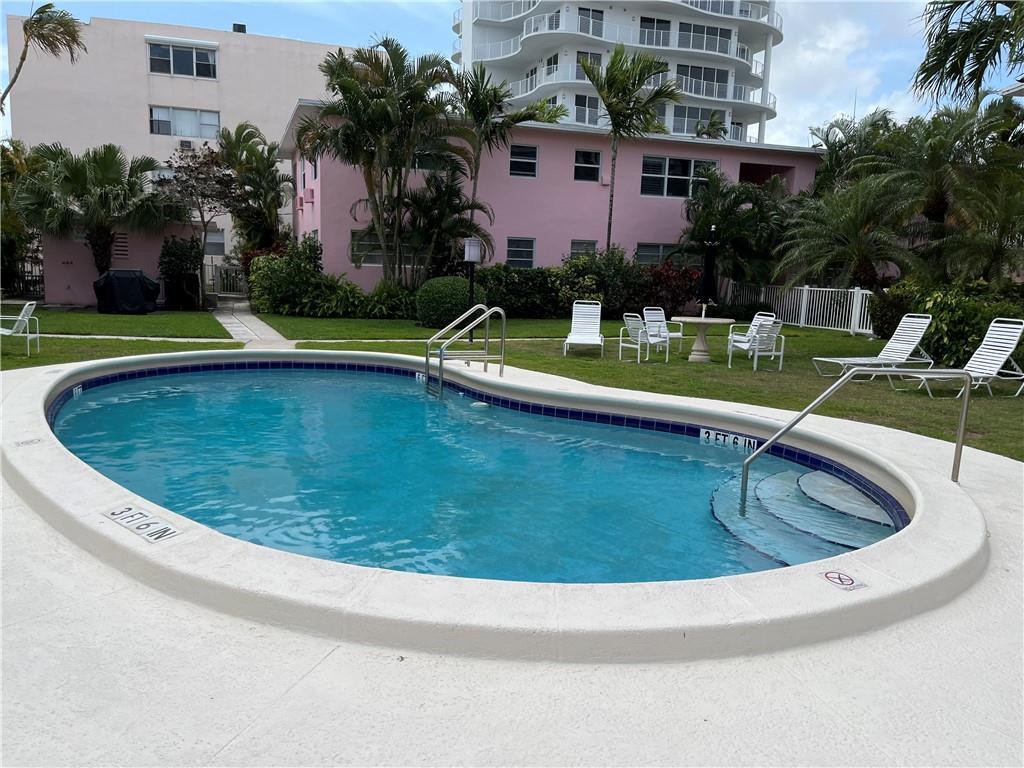 BEACH SHORE APTS CO-OP - Residential