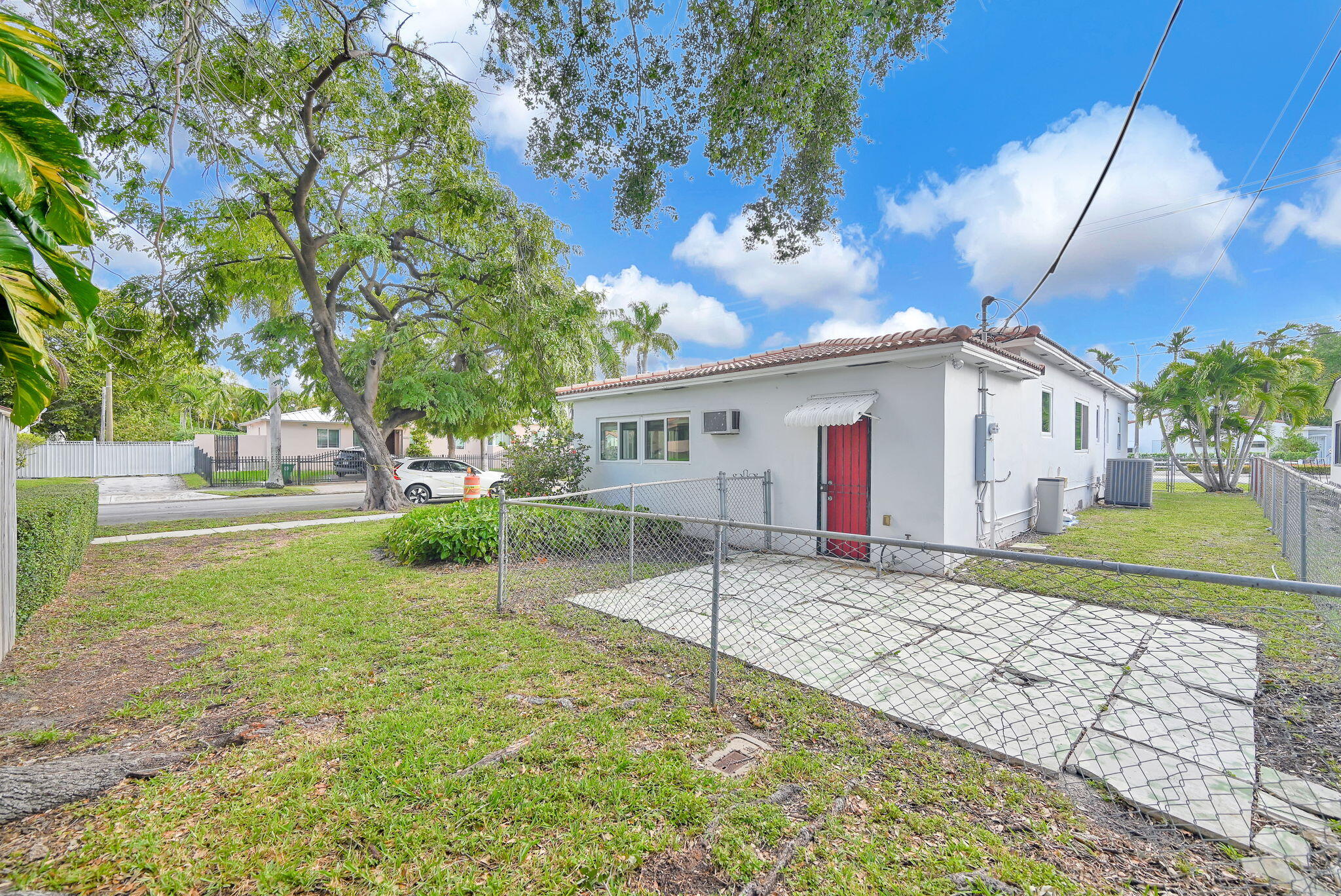 SILVER BLUFF ESTS-SEC A - Residential