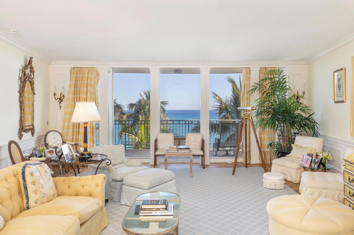 ONE ROYAL PALM - Residential
