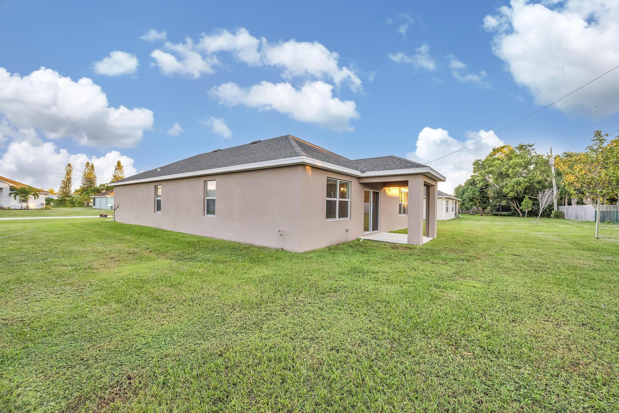 PORT ST LUCIE SECTION 40 - Residential