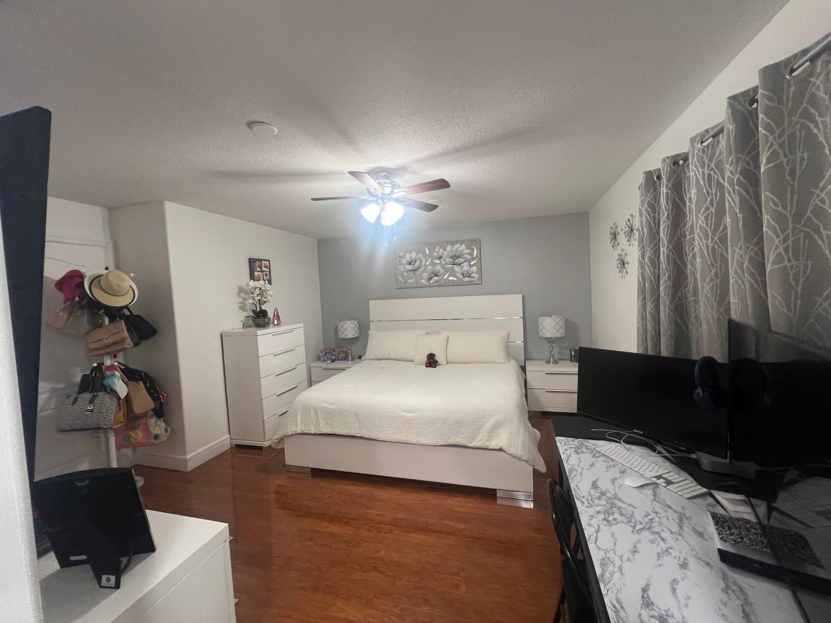 GARDEN VILLAS CONDO I - Residential