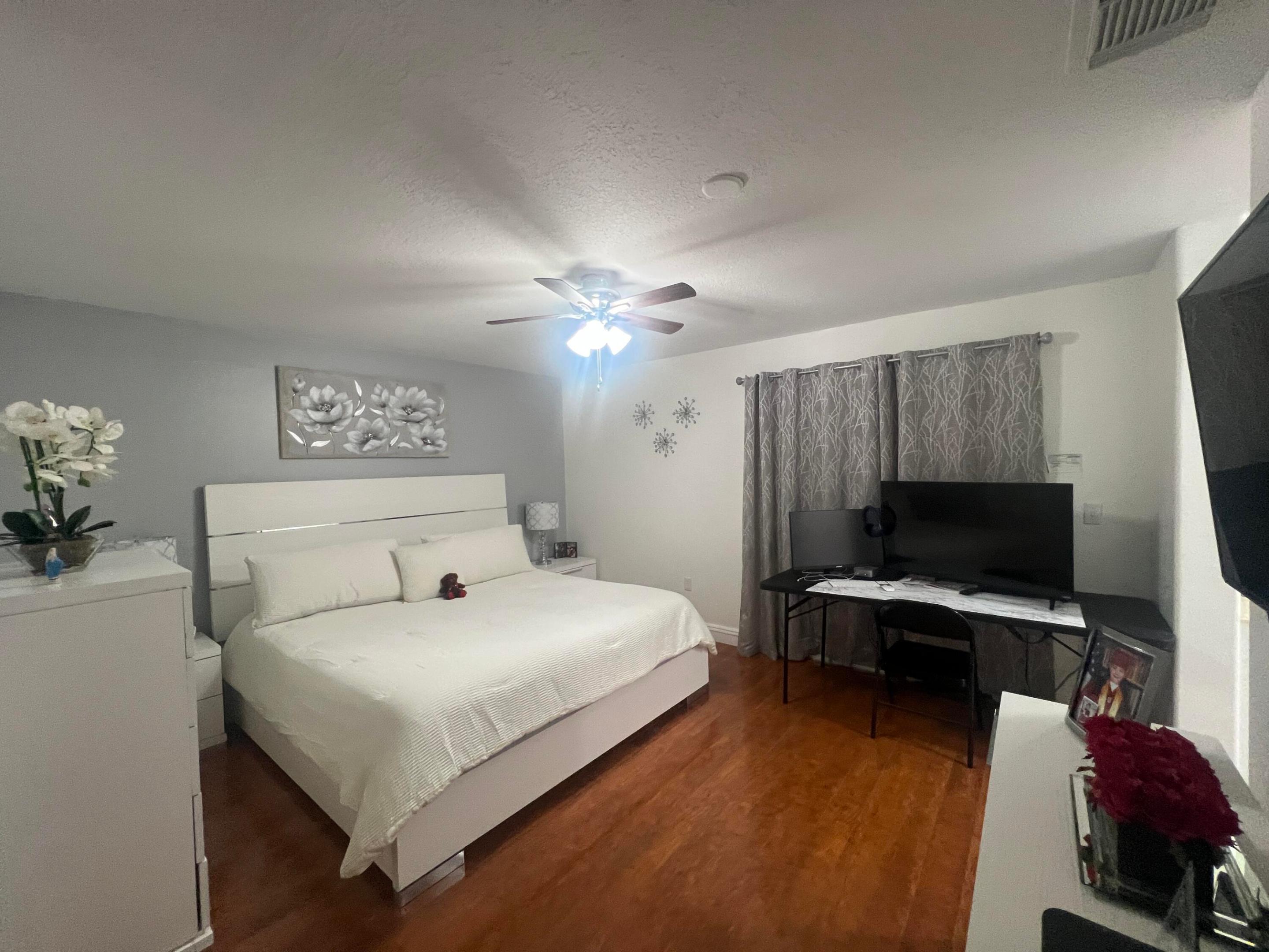 GARDEN VILLAS CONDO I - Residential