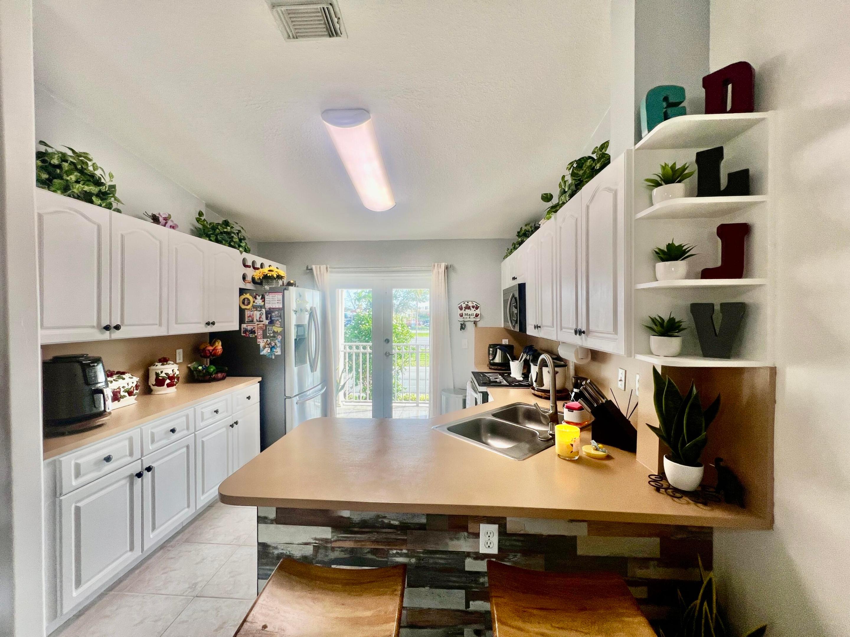 GARDEN VILLAS CONDO I - Residential