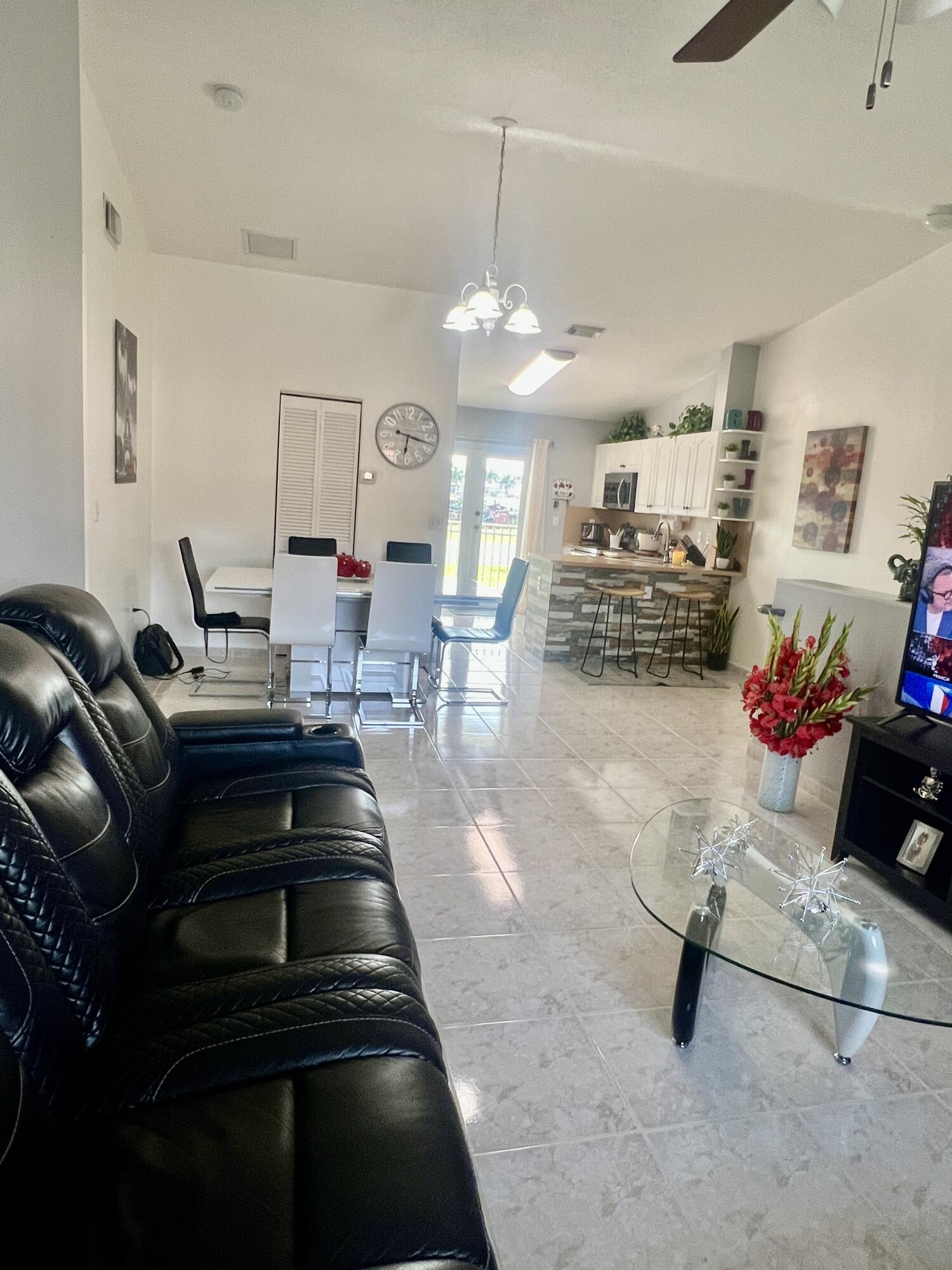 GARDEN VILLAS CONDO I - Residential