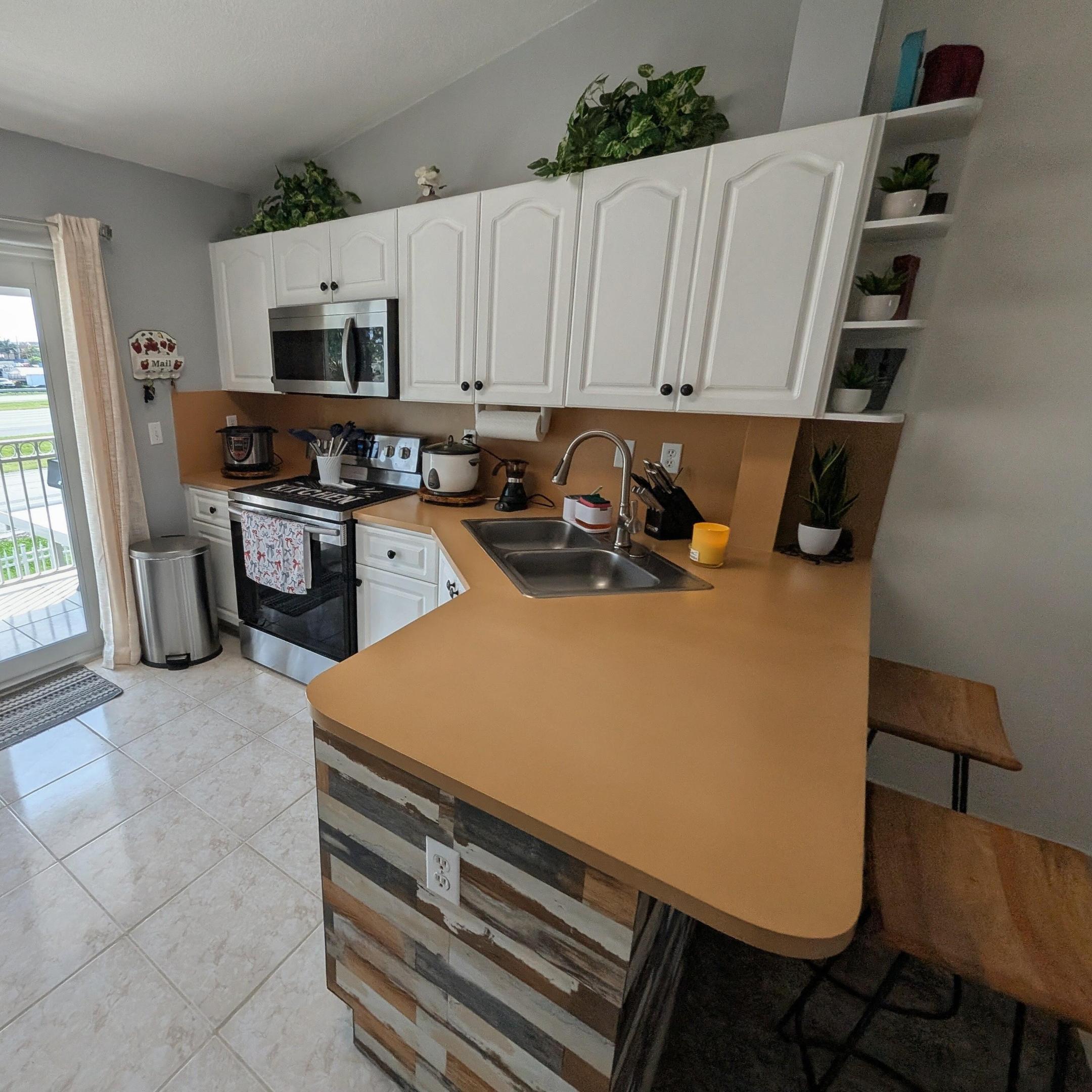 GARDEN VILLAS CONDO I - Residential