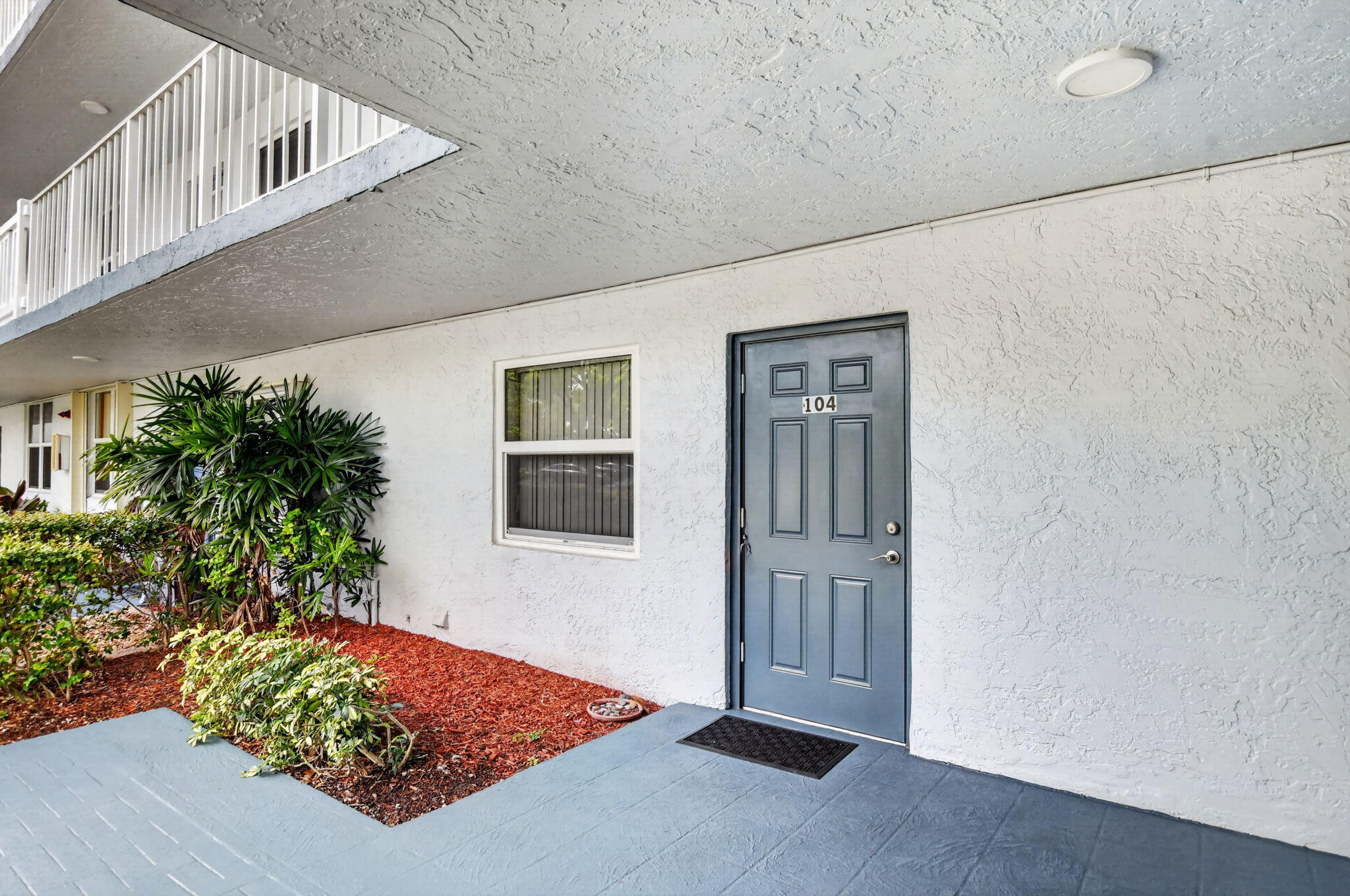 6 OF PALM SPRINGS 2 CONDO - Residential
