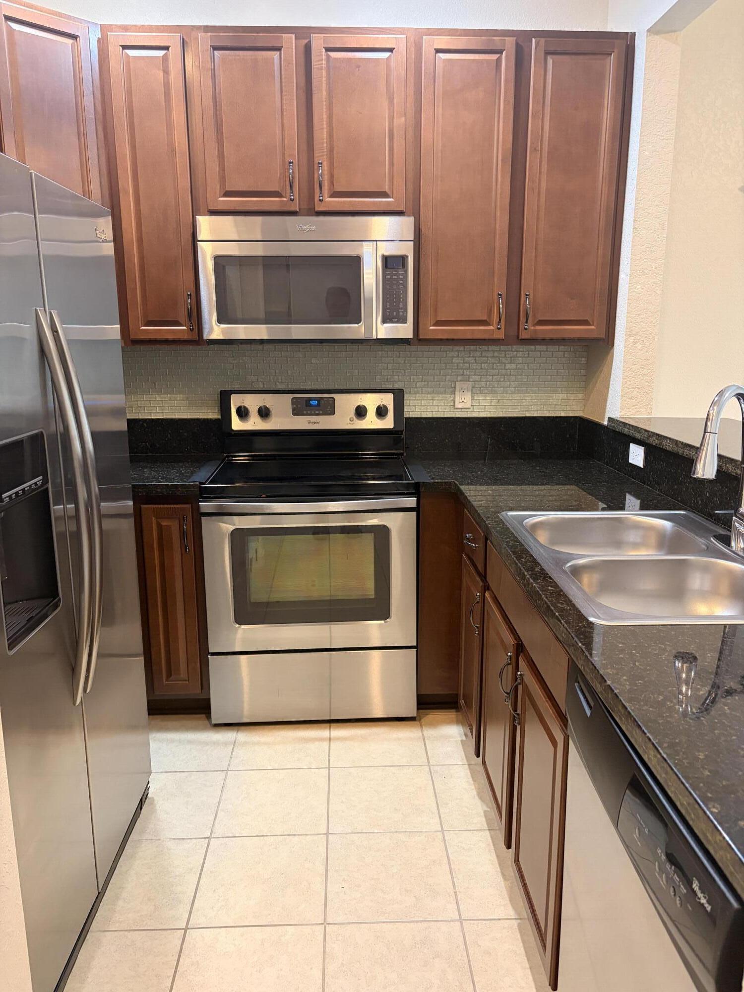 MONTEREY - Residential Lease