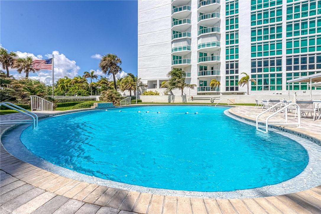 Palm Club Co-Op - Residential