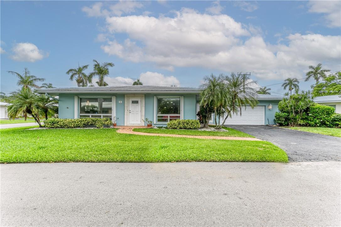 Enjoy the BEACH LIFE in this private little gated seaside community. Large model home with expansive main bedroom & en-suite baths to each! Bring your updates & make this home yours! The cast Iron Plumbing Project is finished! PYBC Has A Marina at No Additional Charge. Dock Your 42' Boat/waitlist. Nothing compares at this price east of the ICW. The clubhouse & pool are across the street on 100' Deeded Beach. COOP members here equally own the ocean to Intracoastal land in this relaxed ~27 acre, 55+ paradise. 2 (15 lb) pets are welcome! Maint Incl: Insurance, Grounds, Pool, Clubhouse, Marina, Roof Repairs, Garbage, Sprinklers, House Painting, Staff & more. 1-time Membership Fee of $2625  "SOLD IN AS IS CONDITION" PLEASE PROVIDE PROOF OF FUNDS WITH OFFER Contract and disclosures attached for offers