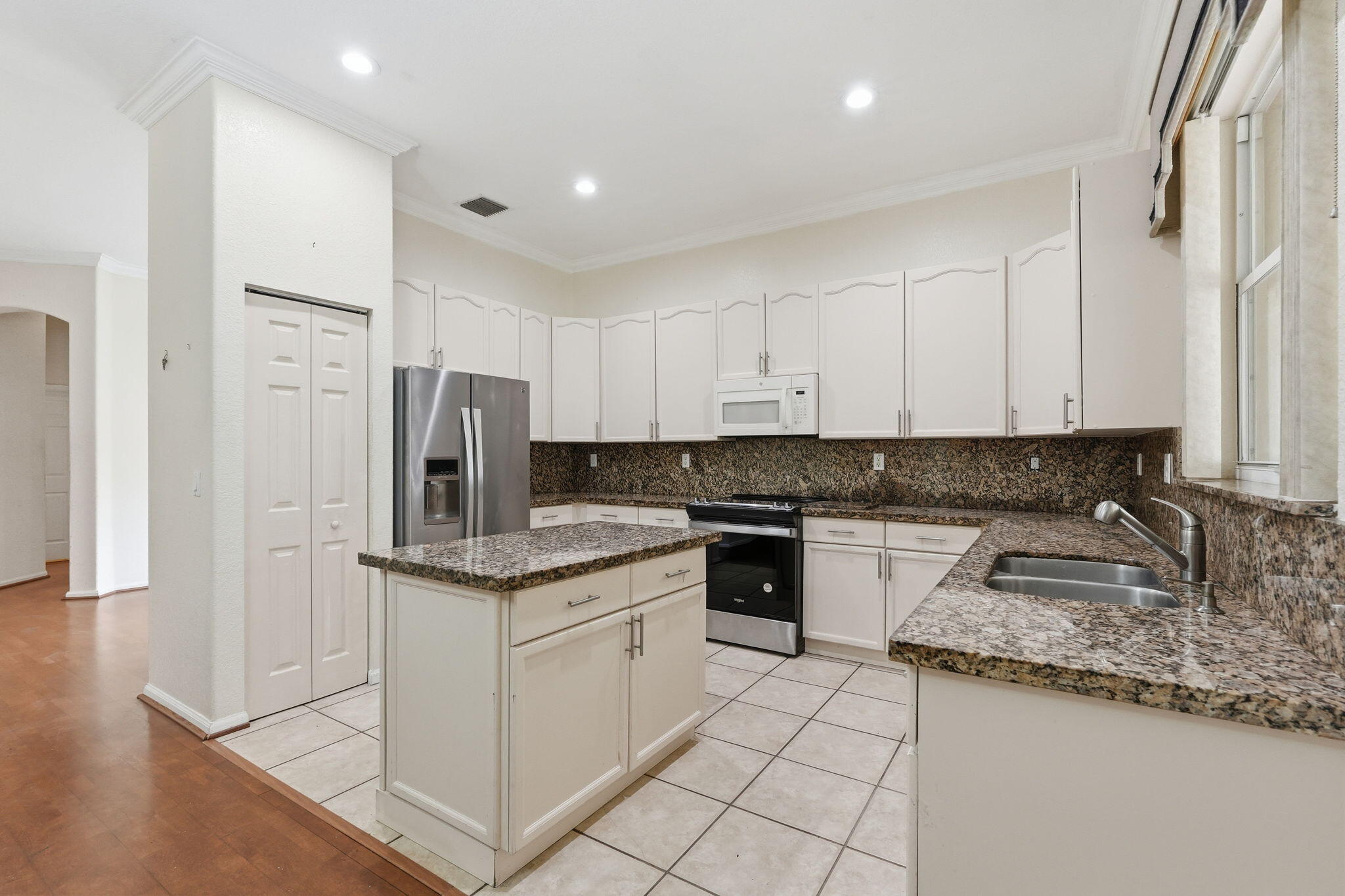 BRIGER PARS B, E AND F - Residential