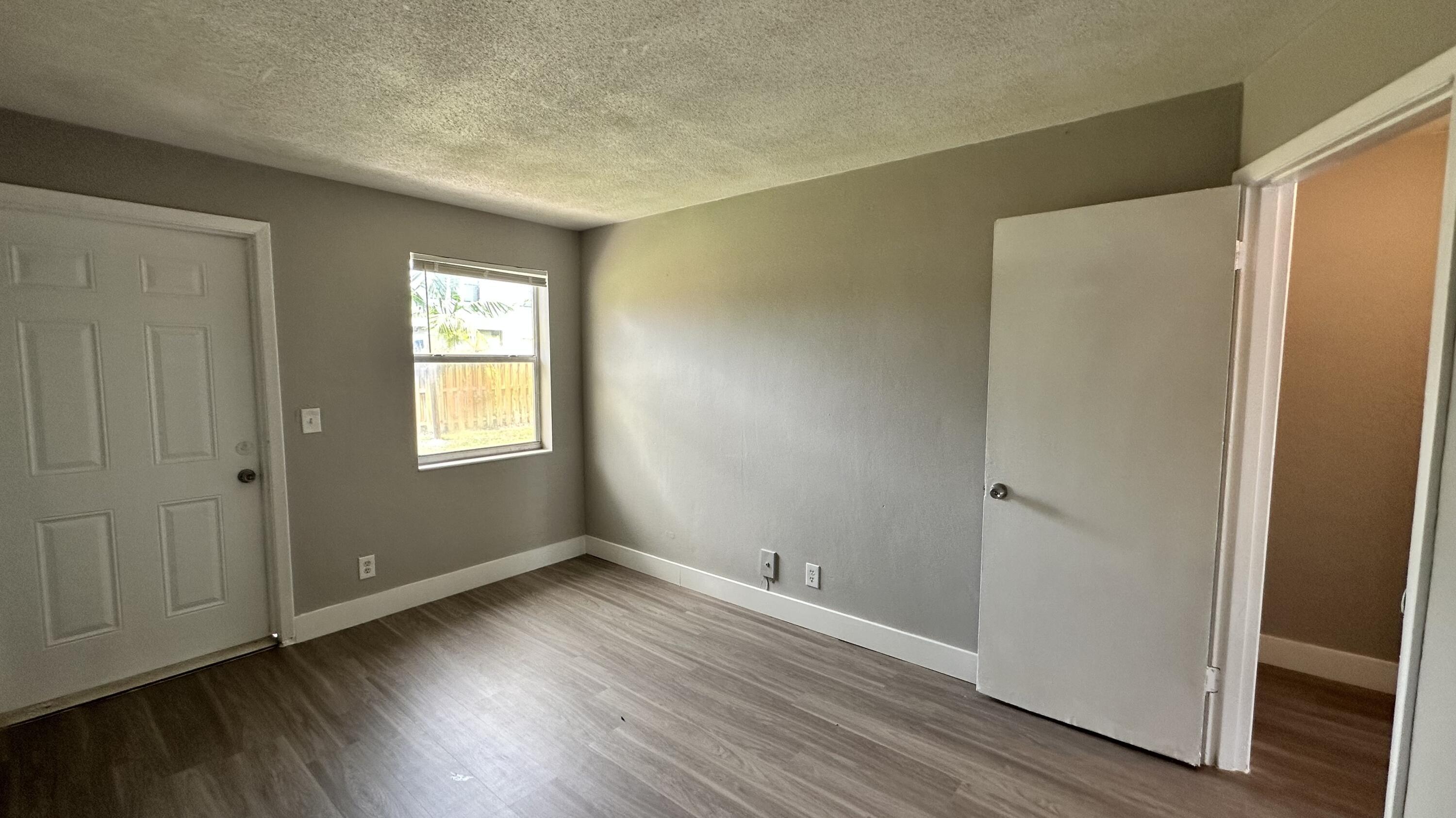08-43-45-21-00-000-0022 - Residential Lease