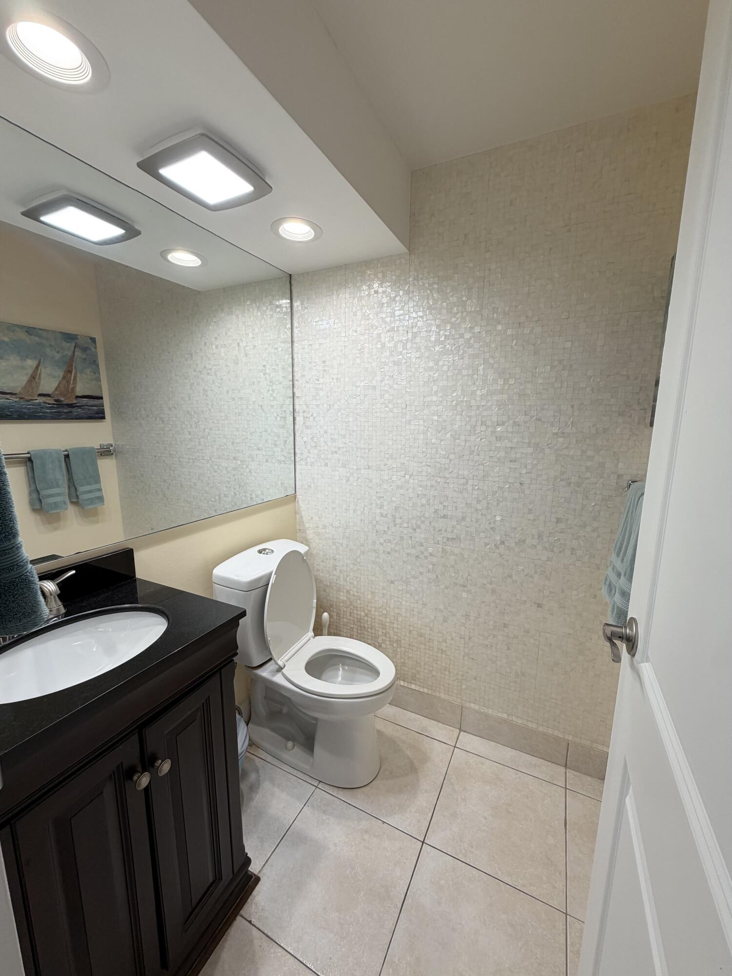 KINGS POINT BRITTANY CONDOS - Residential Lease