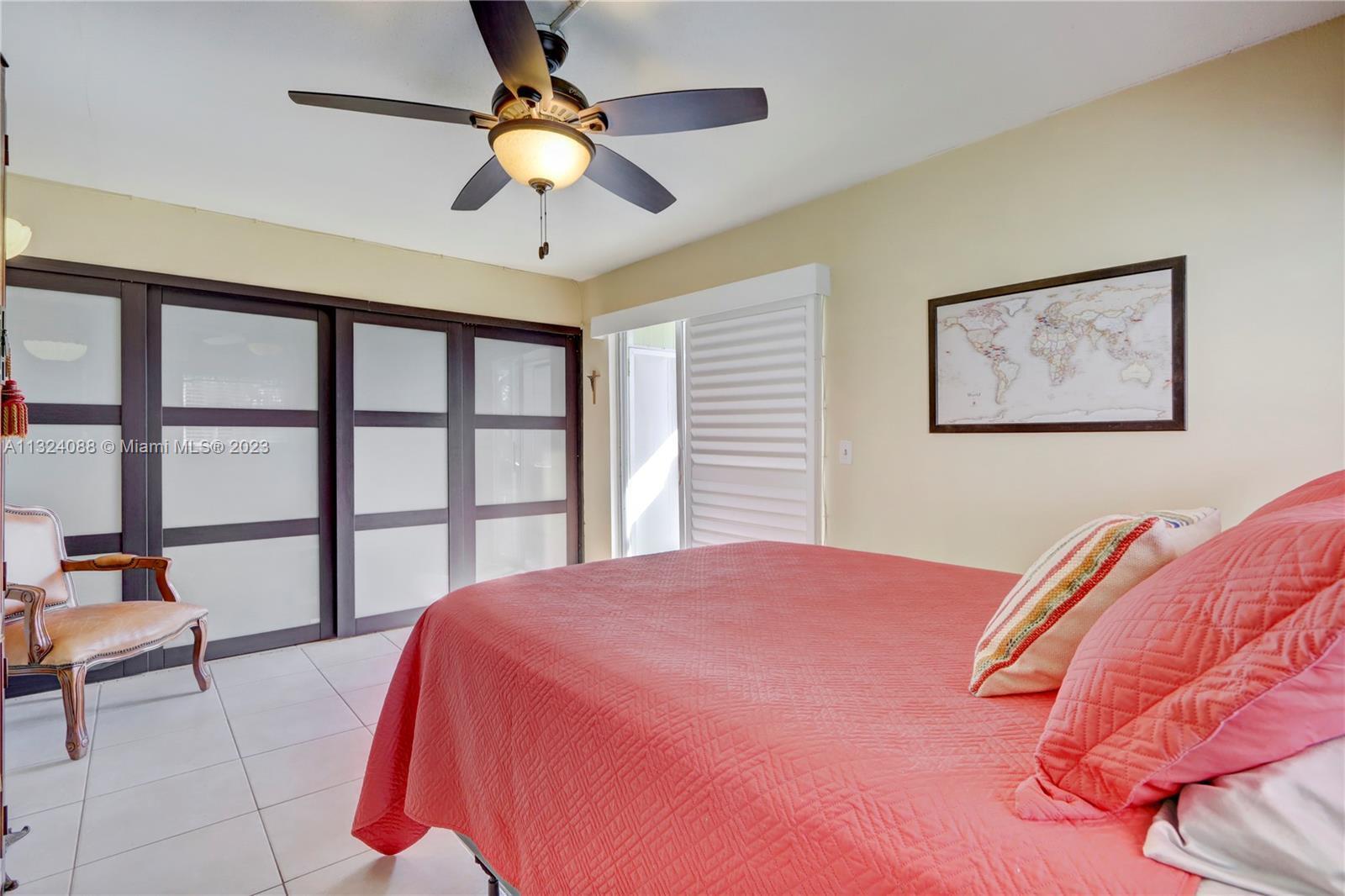 KINGS POINT BRITTANY CONDOS - Residential Lease