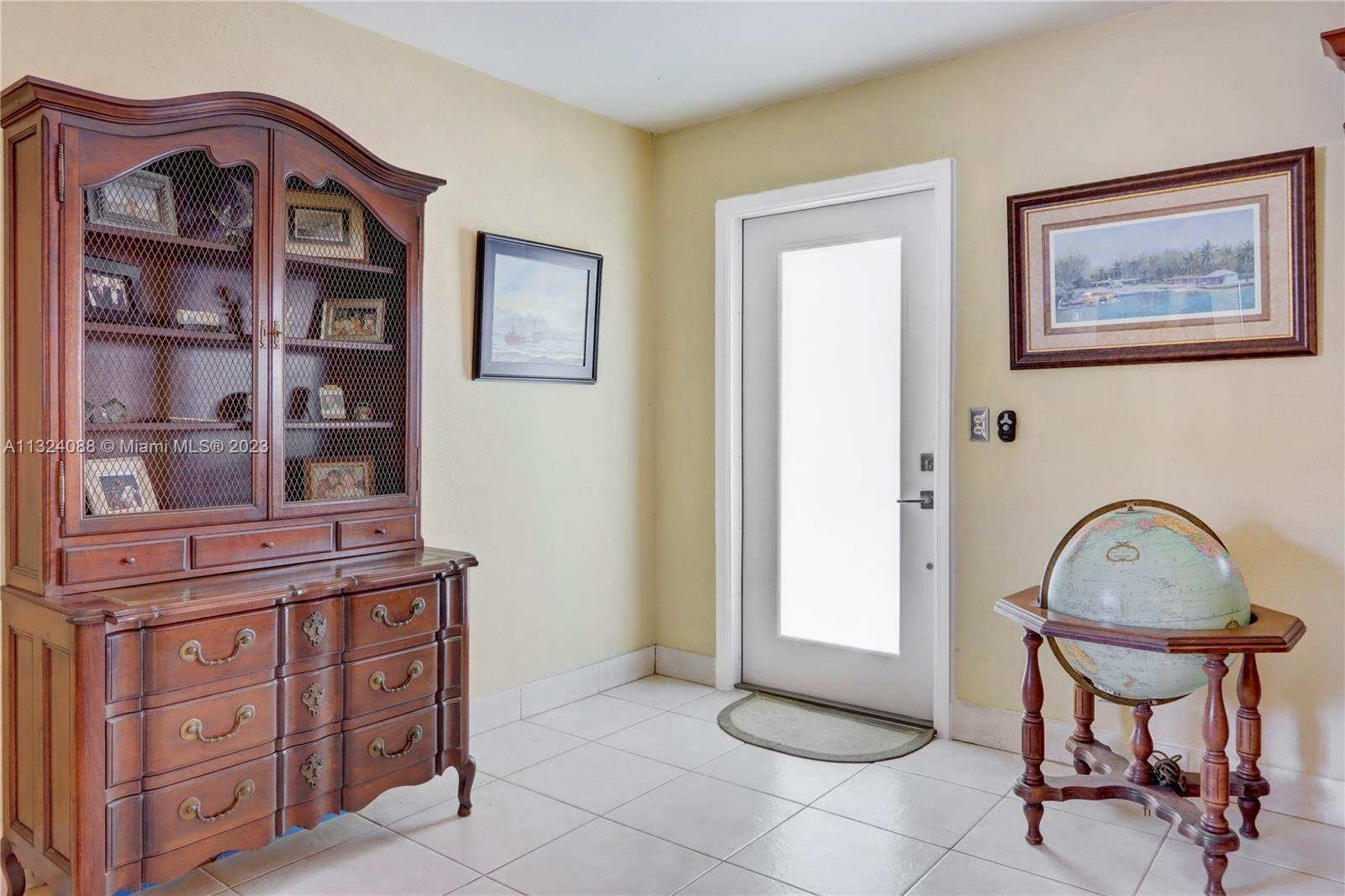 KINGS POINT BRITTANY CONDOS - Residential Lease