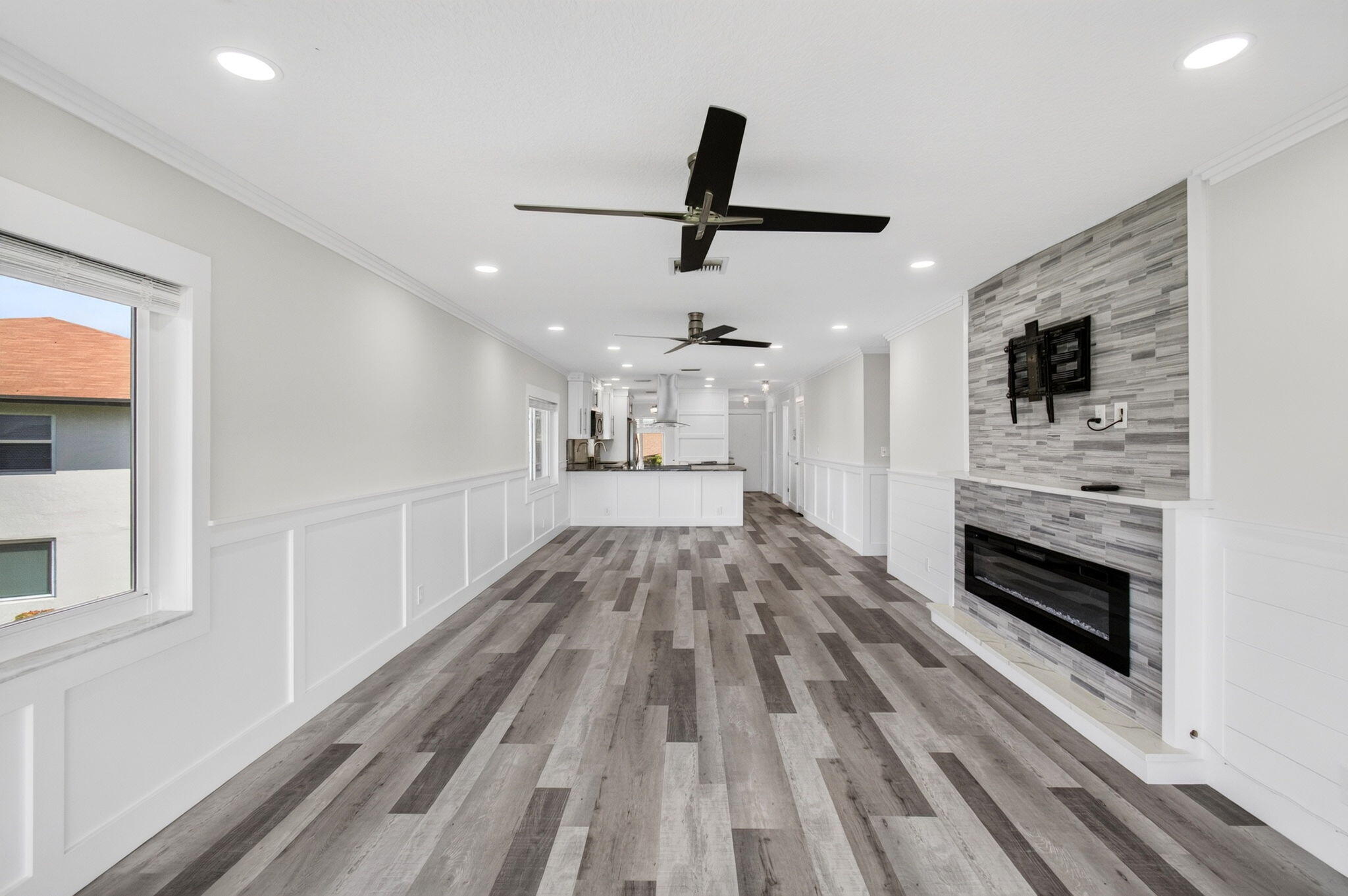 PALM GREENS AT VILLA DEL RAY CONDO - Residential