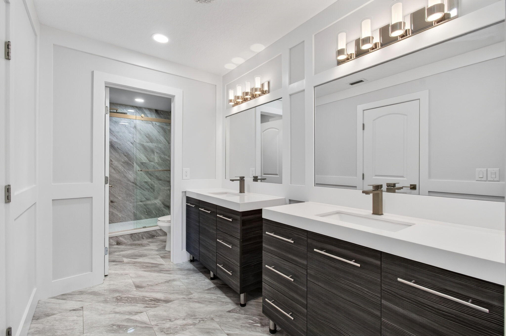 PALM GREENS AT VILLA DEL RAY CONDO - Residential
