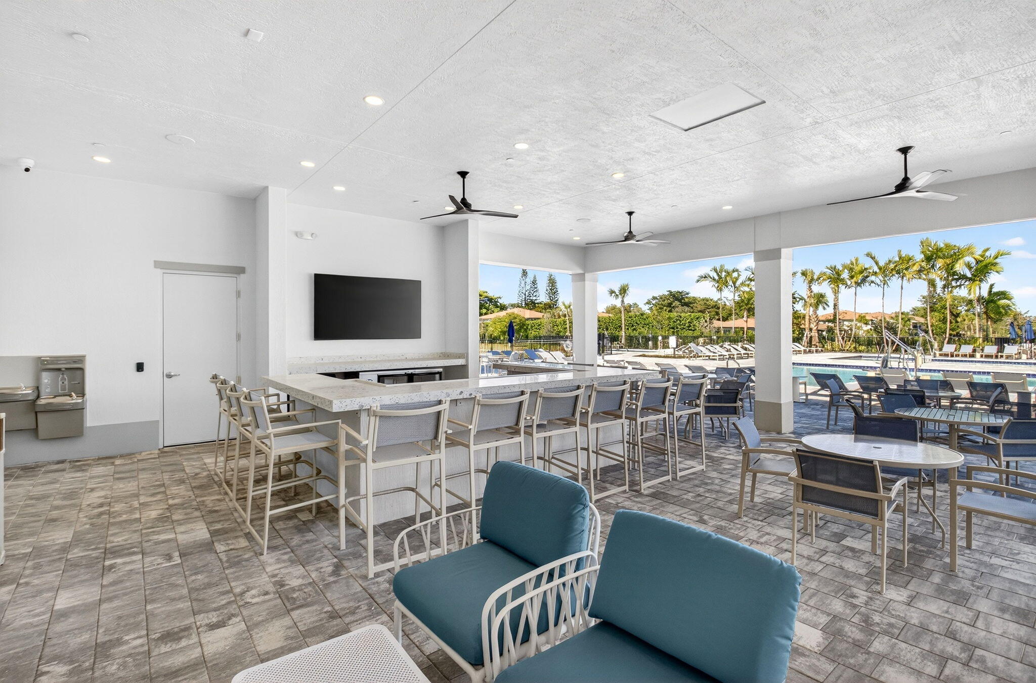 PALM GREENS AT VILLA DEL RAY CONDO - Residential