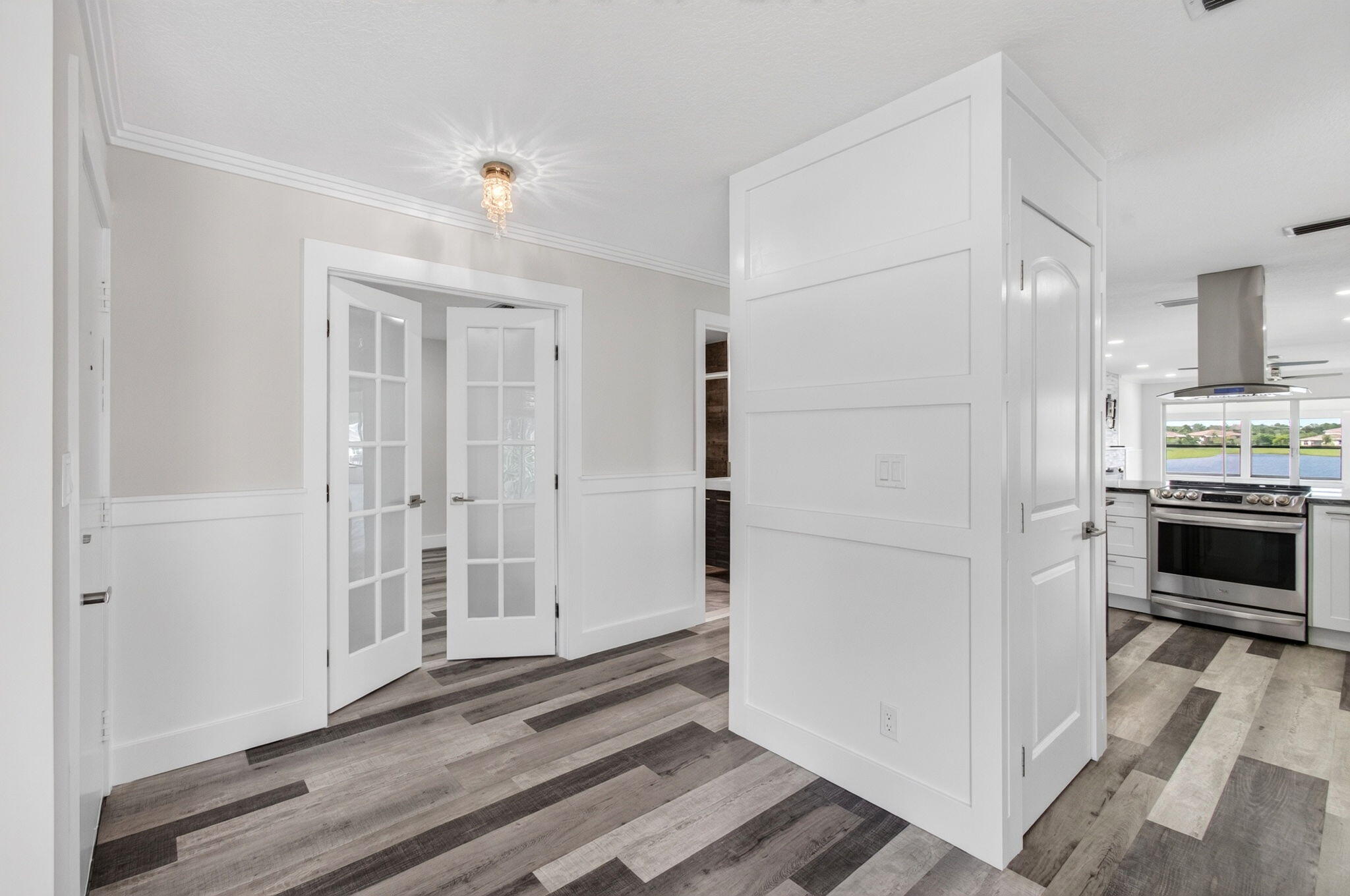 PALM GREENS AT VILLA DEL RAY CONDO - Residential