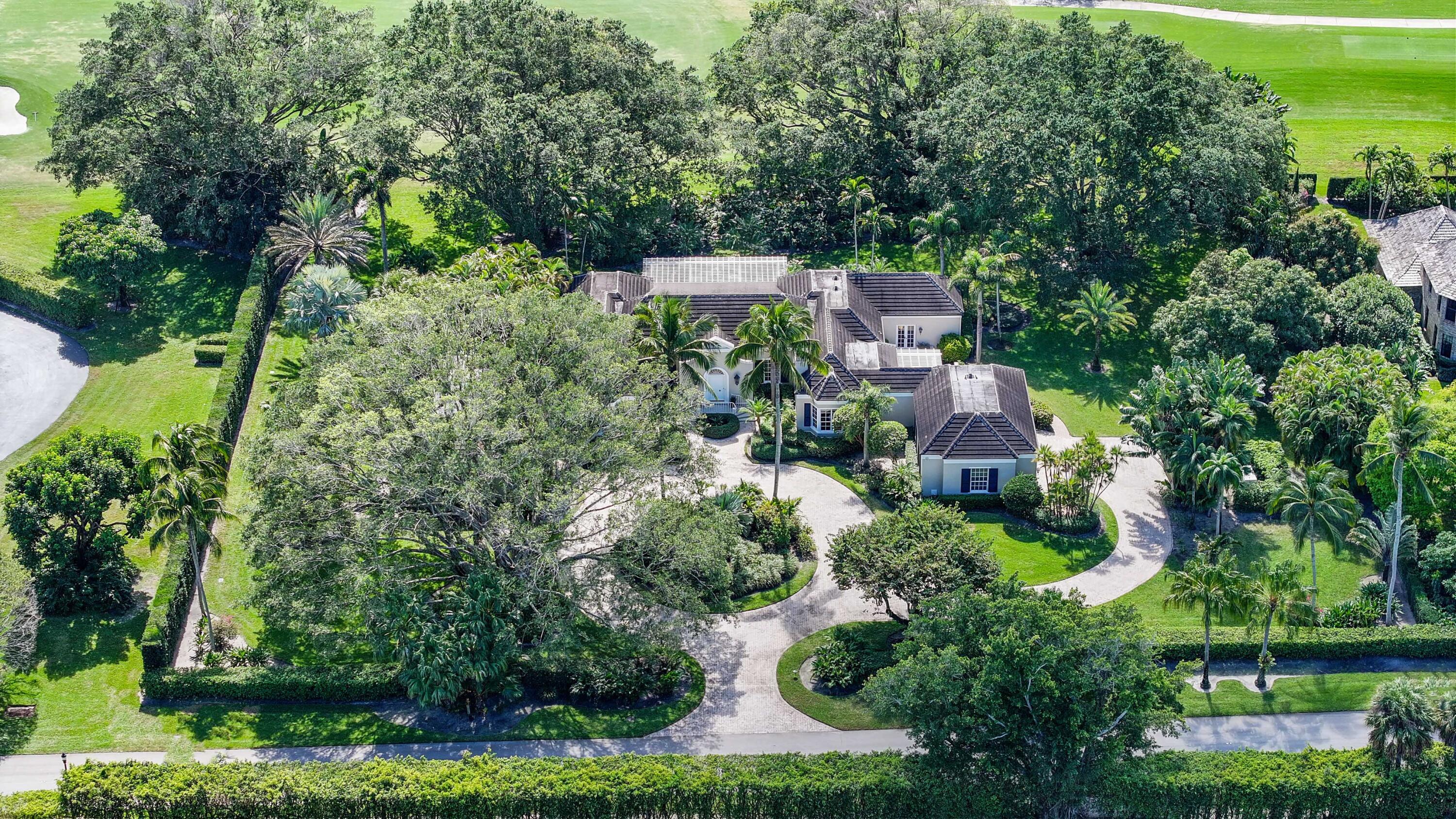 VILLAGE OF GOLF - Residential