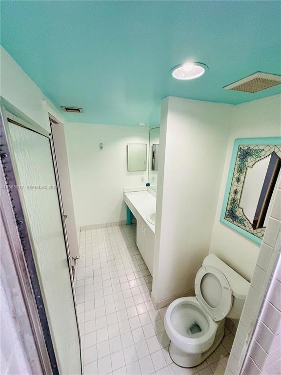JASMINE LAKES I CONDO - Residential Lease