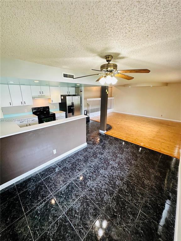 JASMINE LAKES I CONDO - Residential Lease