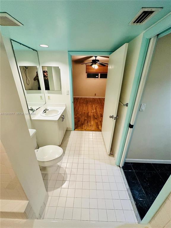 JASMINE LAKES I CONDO - Residential Lease