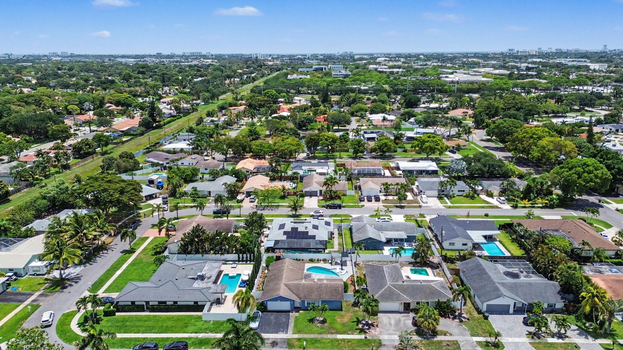 UNIVERSITY PARK COUNTRY CLUB ESTATES - Residential