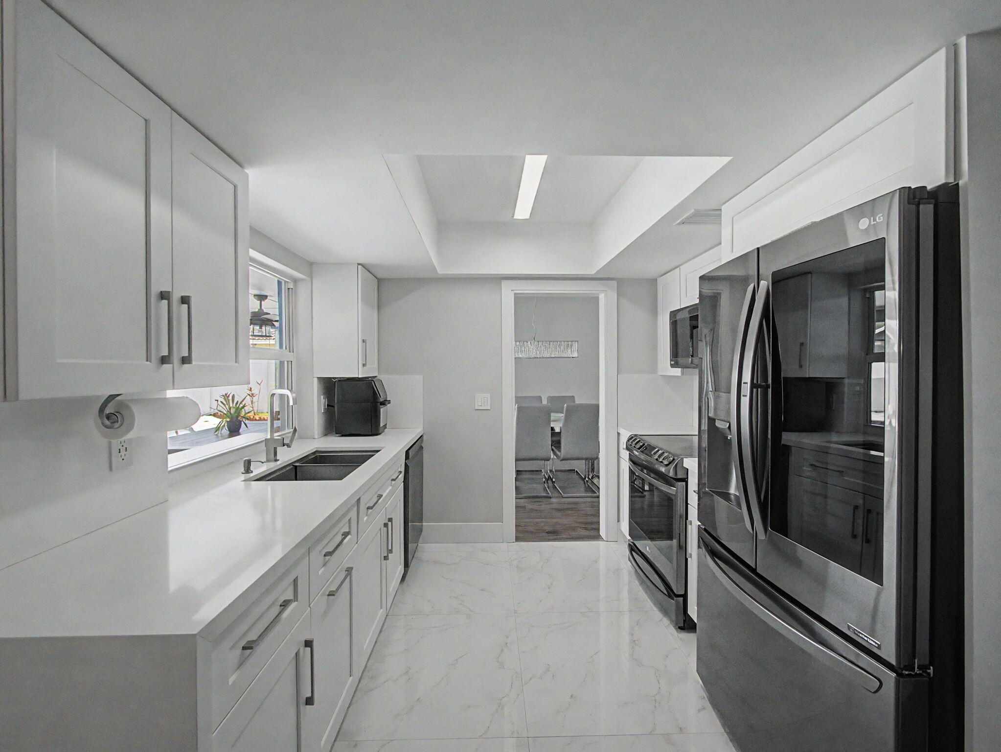 UNIVERSITY PARK COUNTRY CLUB ESTATES - Residential